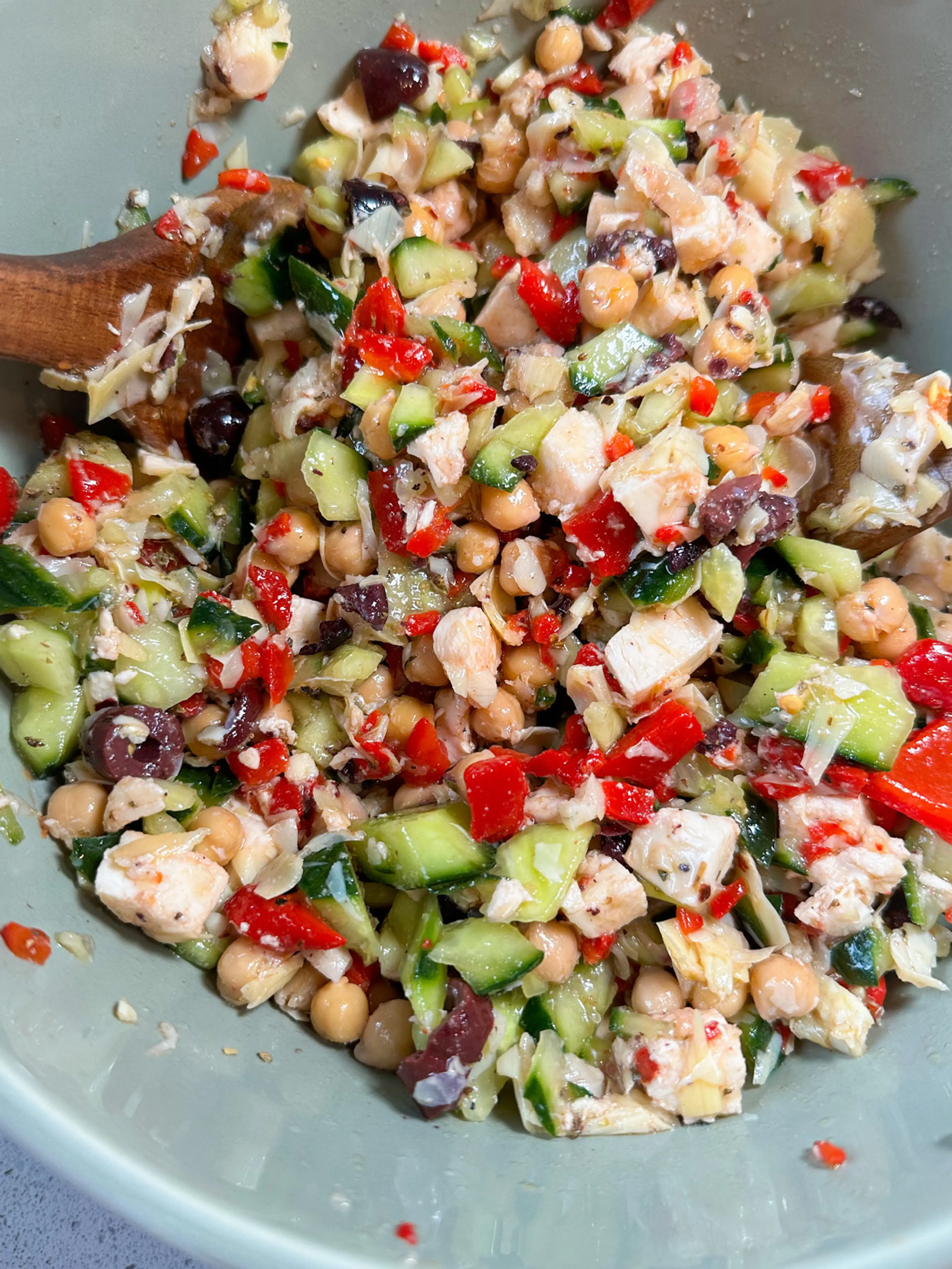 MEDITERRANEAN INSPIRED CHICKPEA CHOPPED SALAD