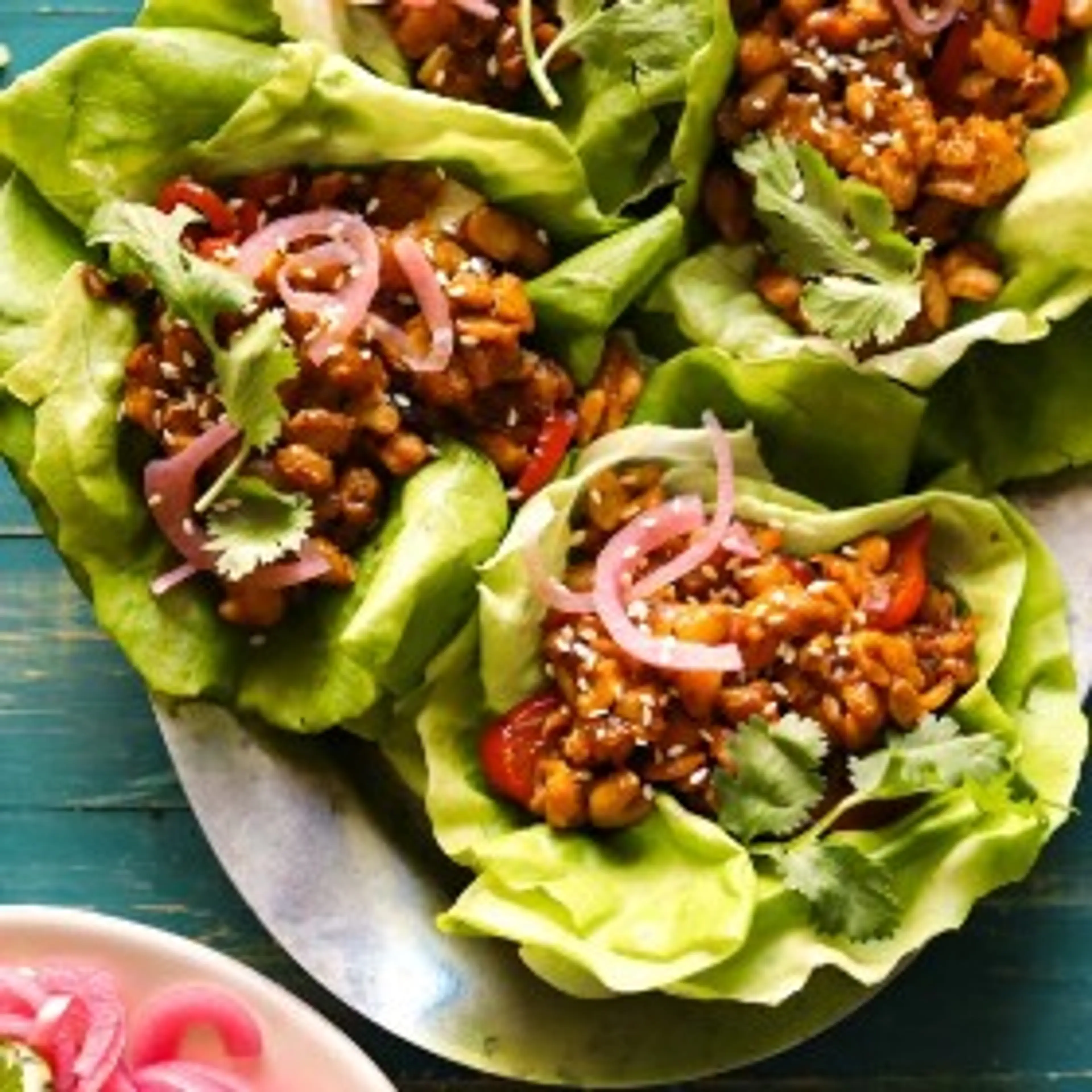 Korean-Inspired Spicy Tempeh Lettuce Wraps