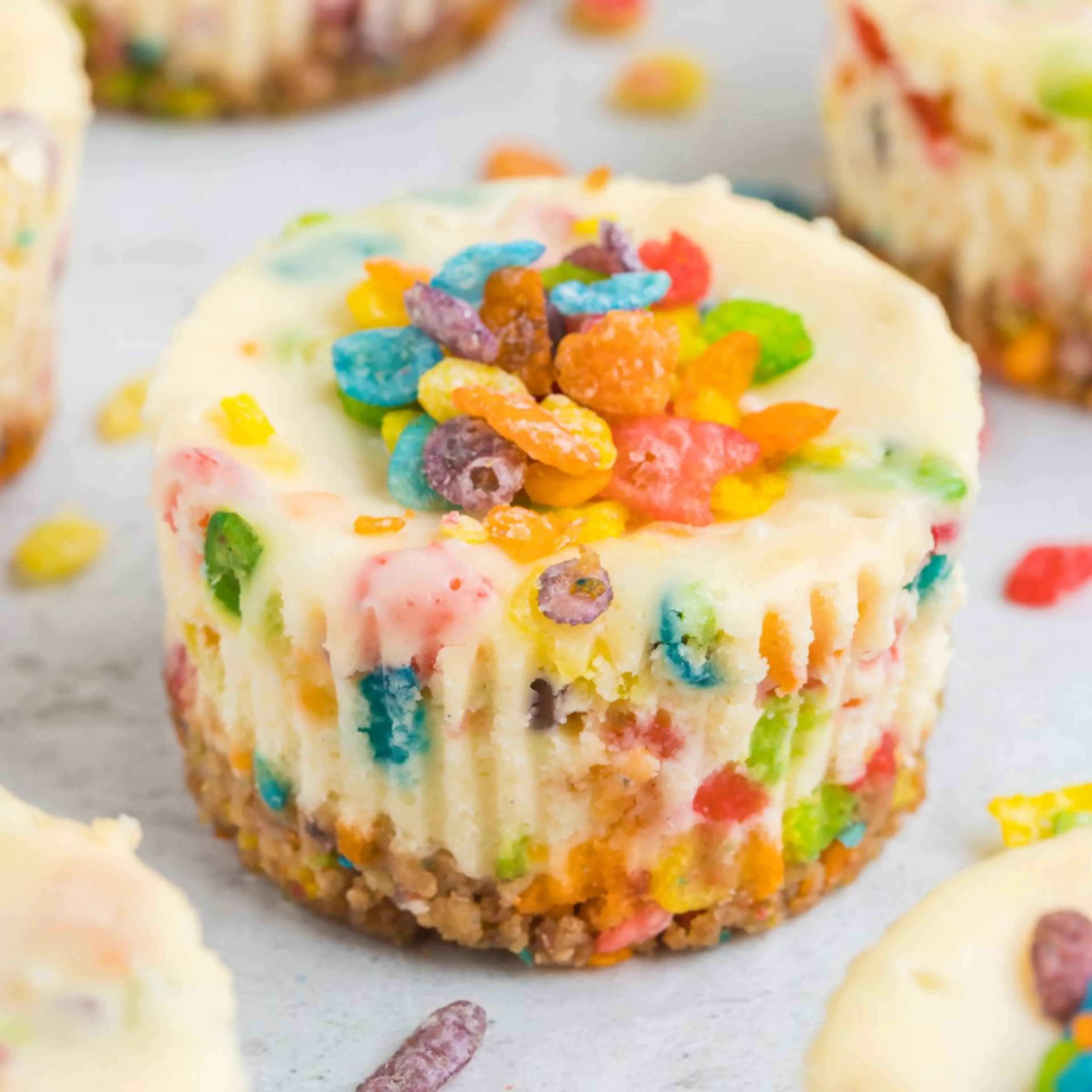 Mini Fruity Pebbles Cheesecake
