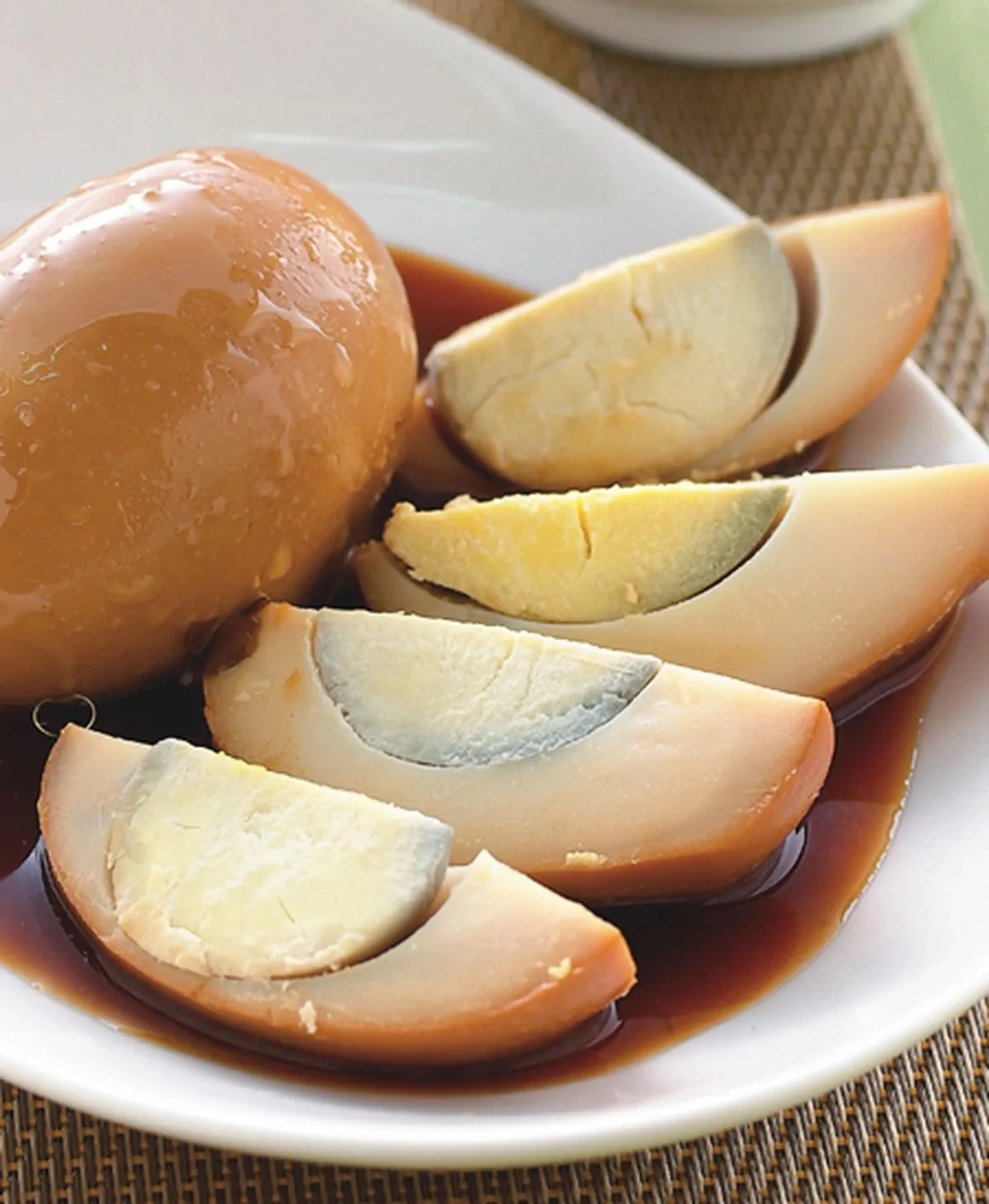 Chinese Soy Eggs 滷蛋