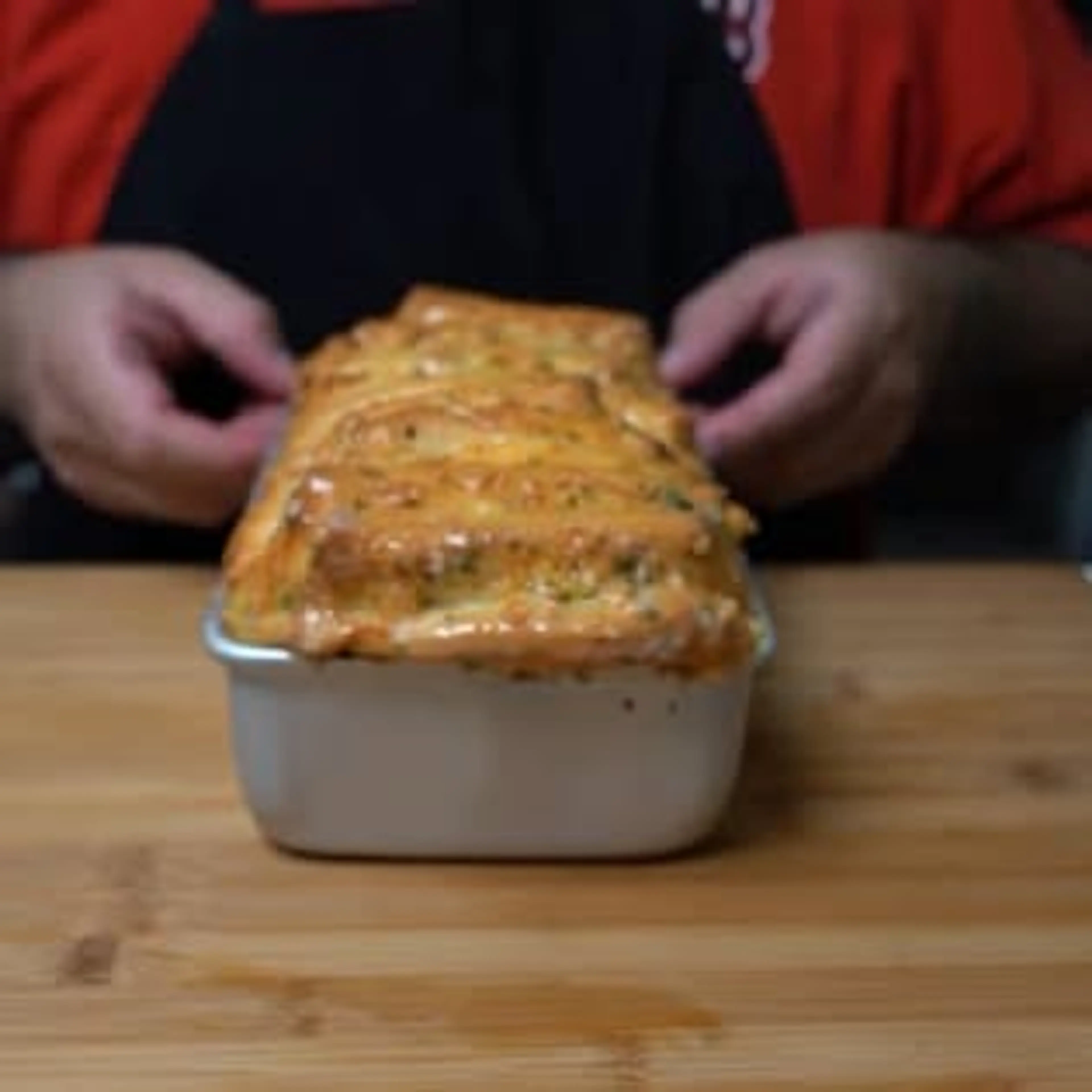 Pull Apart Cheesy Garlic Bread