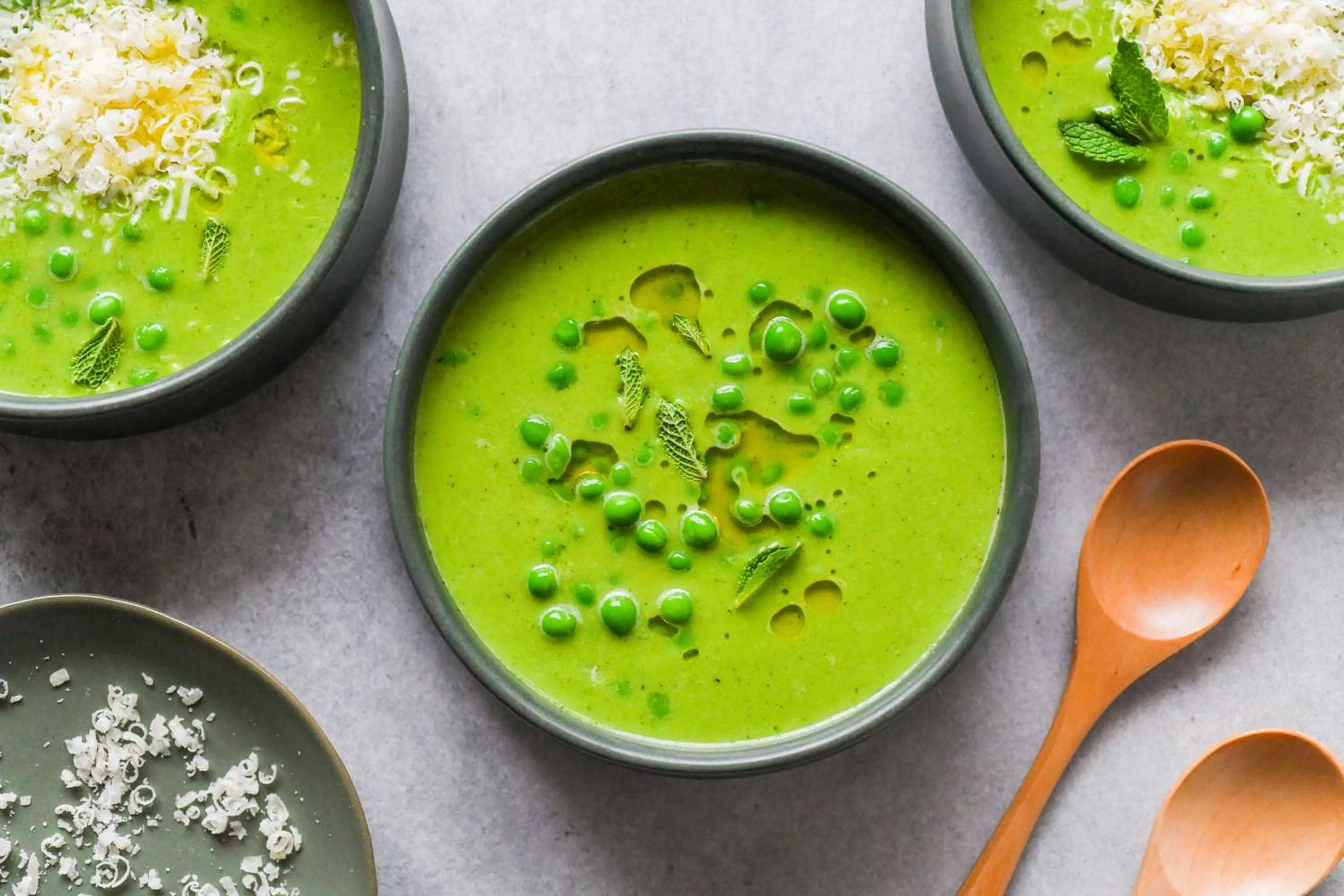 Super Easy Pea and Mint Soup
