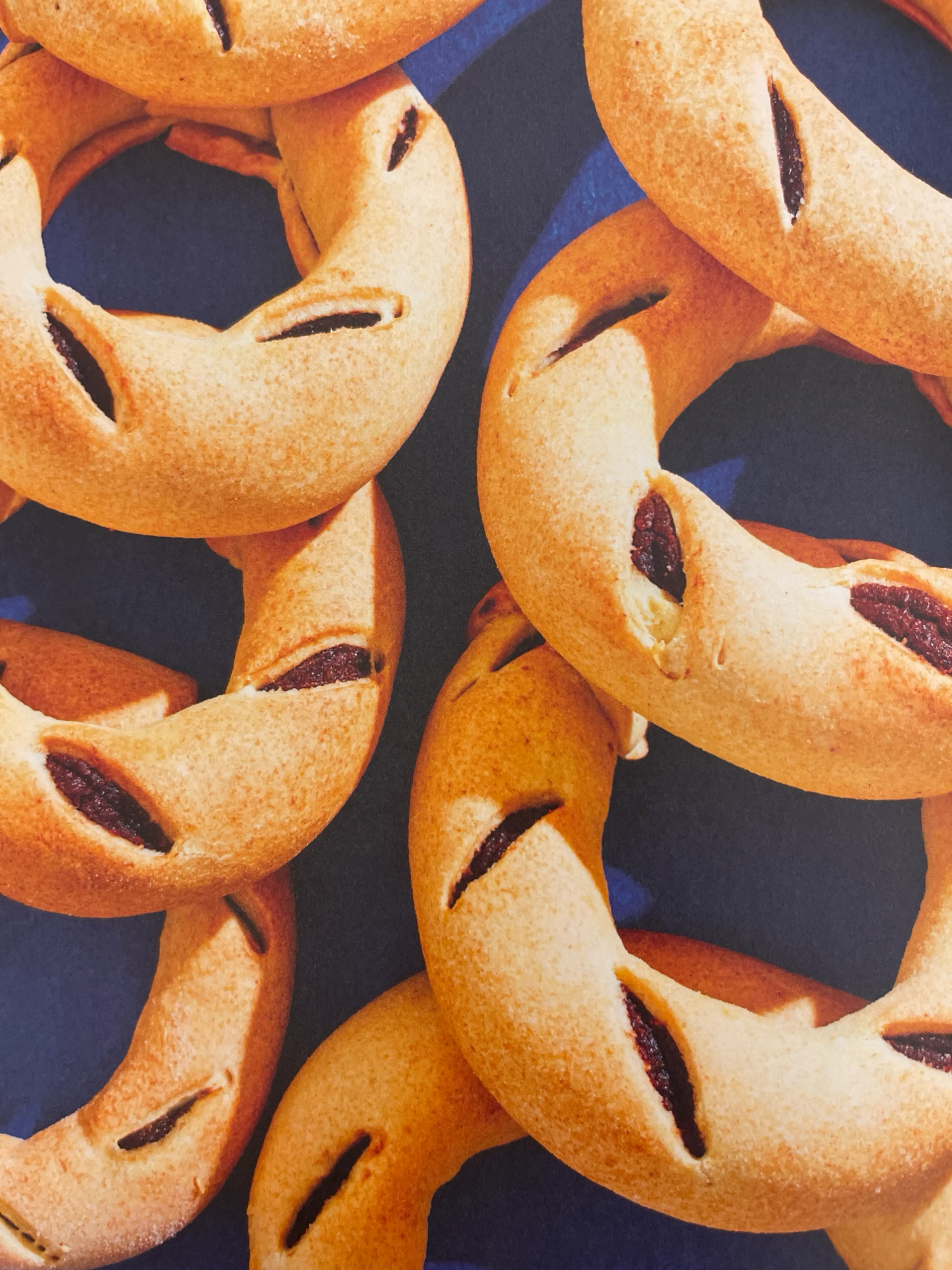 HONEY RINGS