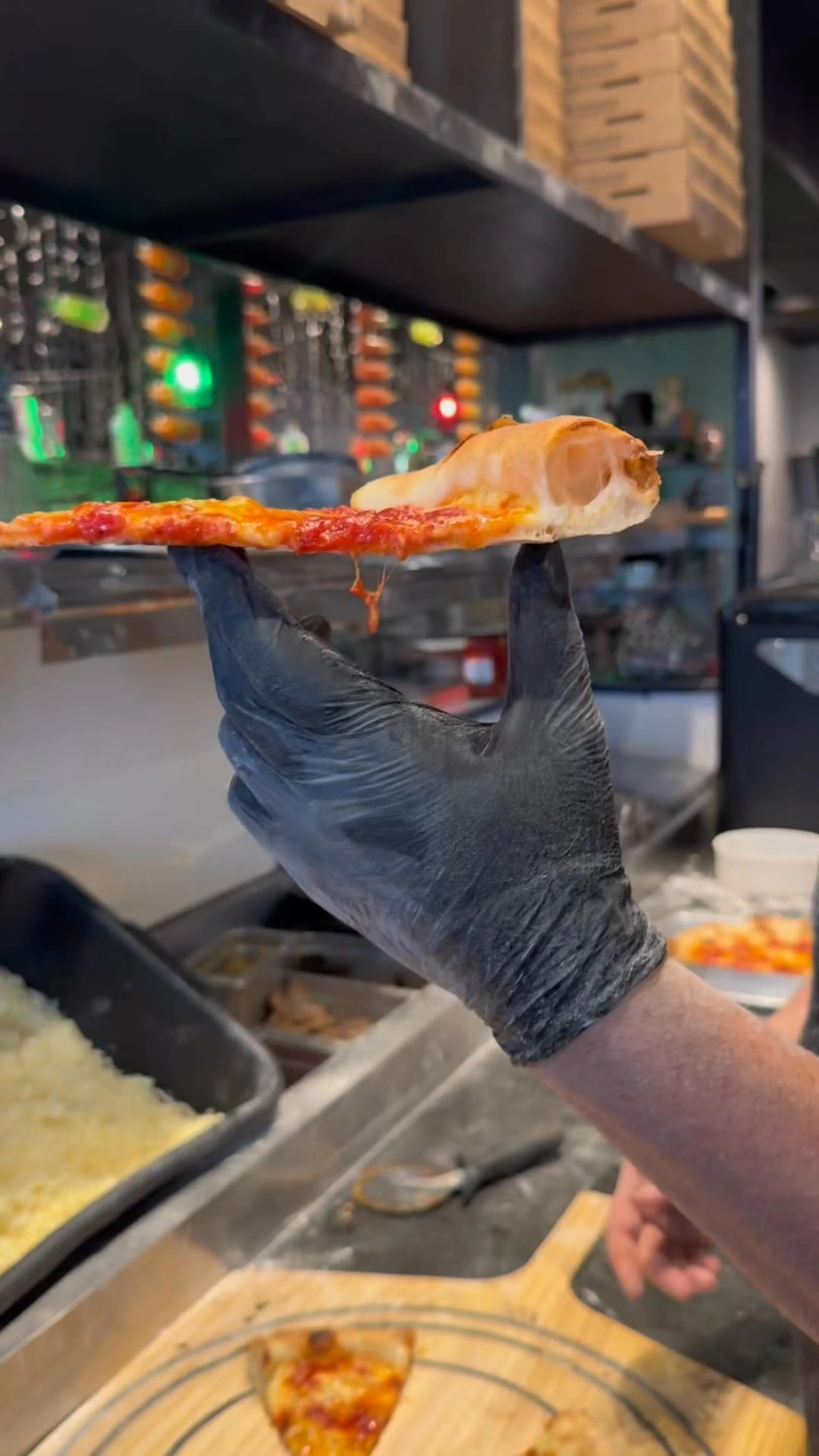 Roman-style Pizza, but Make It Round