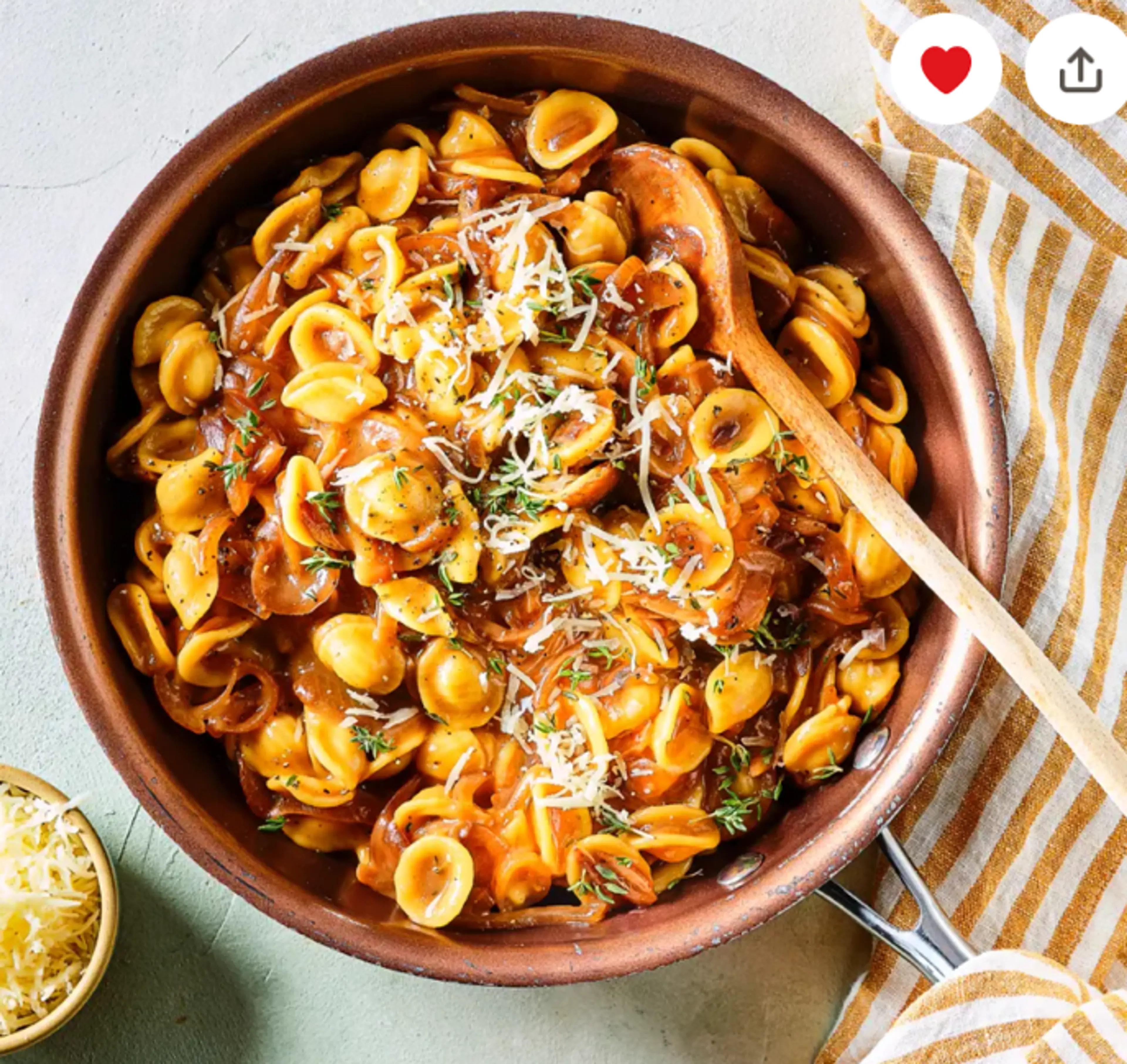 One-Pot-Pasta mit französischer Zwiebelsauce