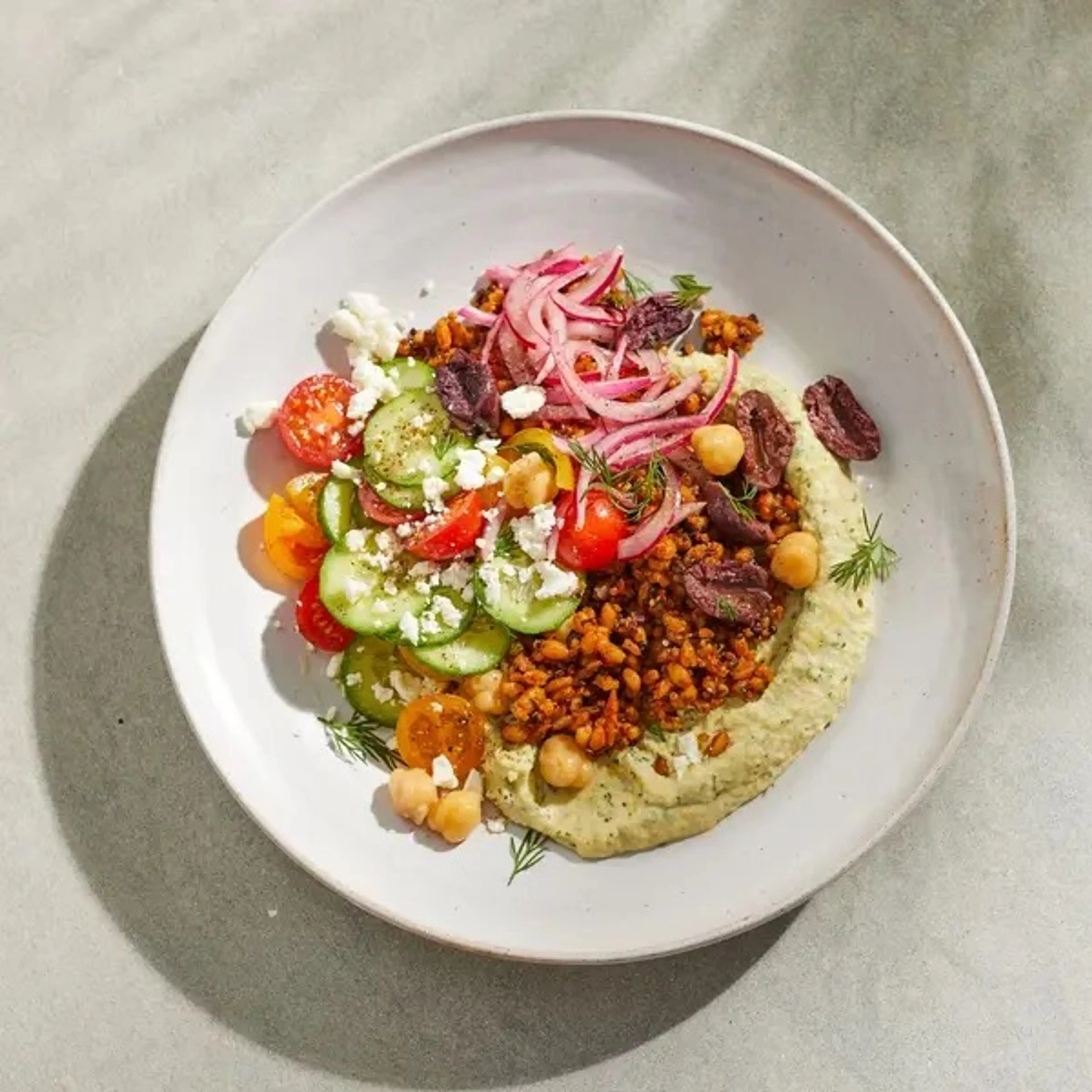 Mediterranean grain bowl with lemon & dill houmous