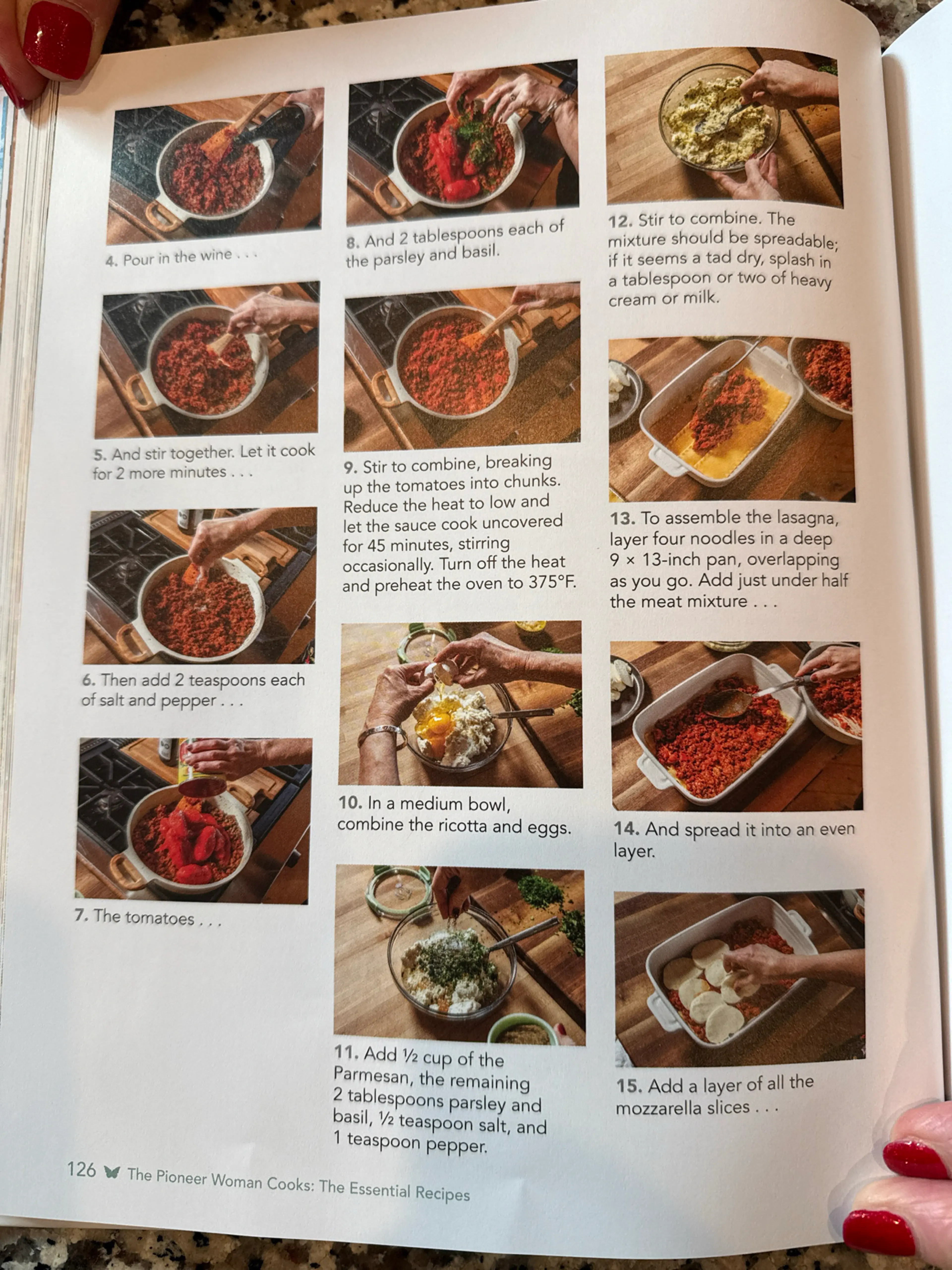 MEATY, CHEESY LASAGNA (Pioneer Woman)