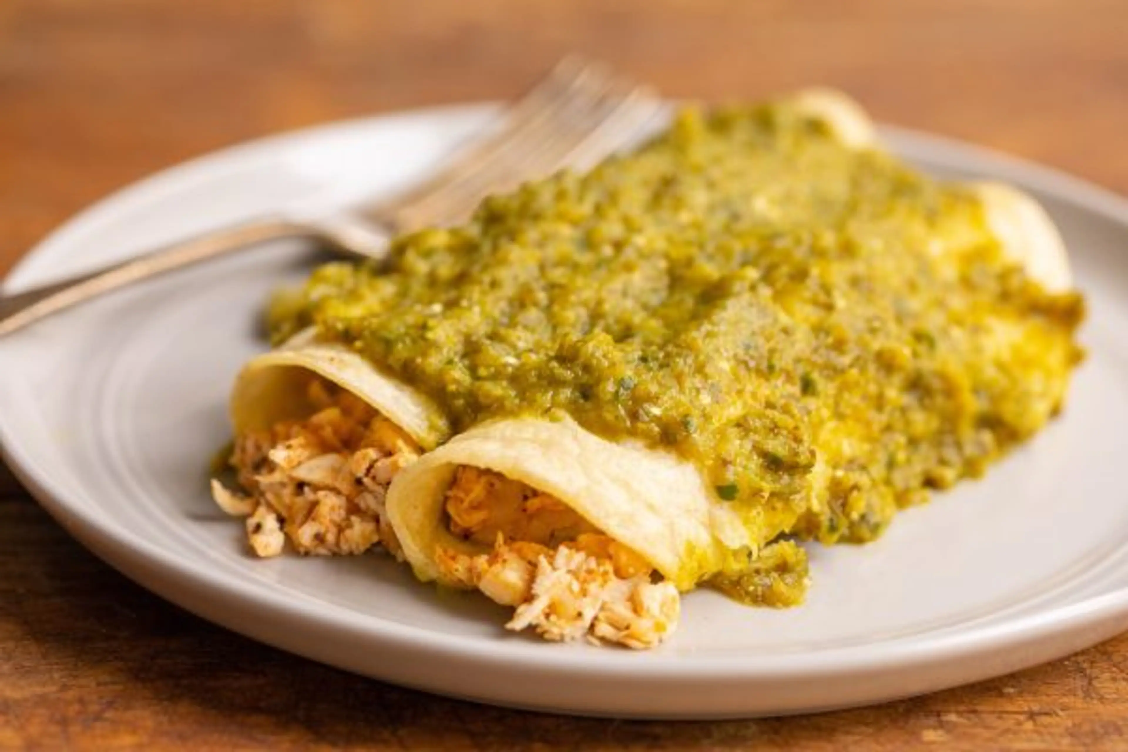 Green Enchiladas with Chicken and Cheese (Enchiladas Verdes)