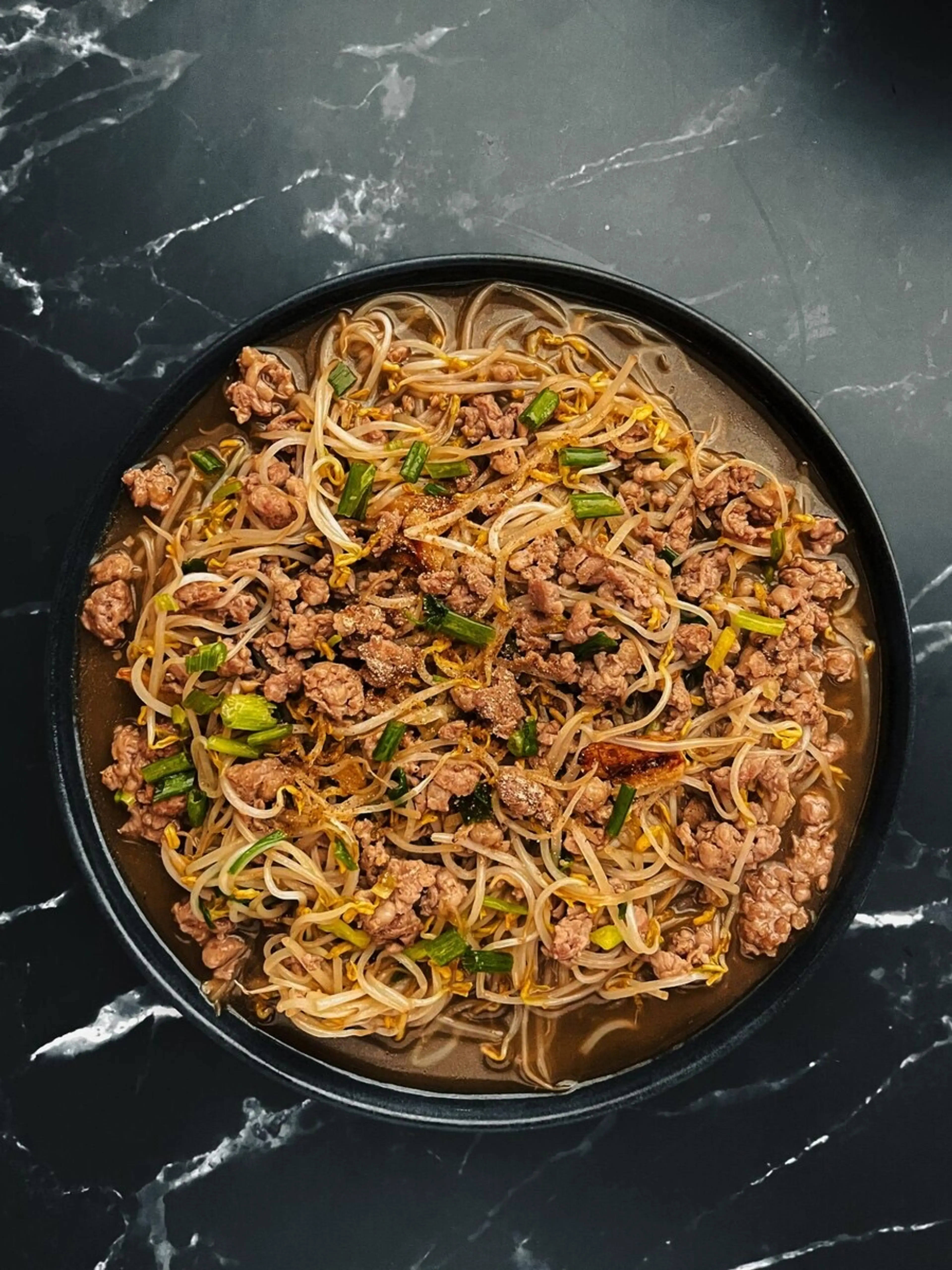 Thai-Style Bean Sprouts Stir Fry (Pad Tua Ngok) Recipe