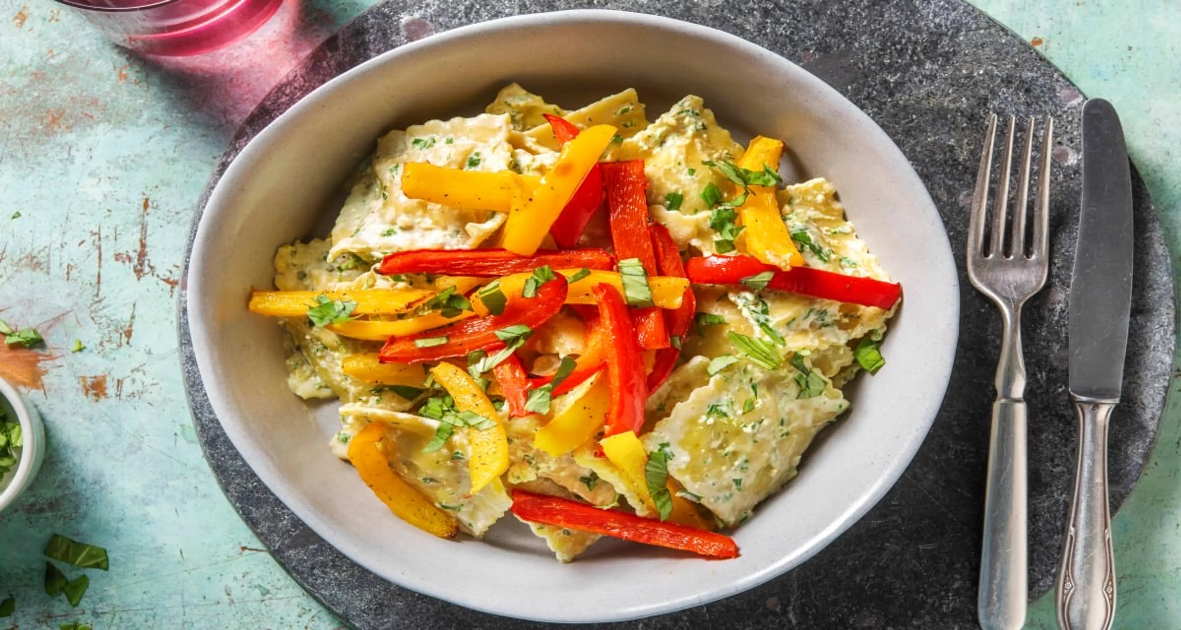 Hello Agnolotti! Basilikum-PastaTaschen mit Walnusspesto