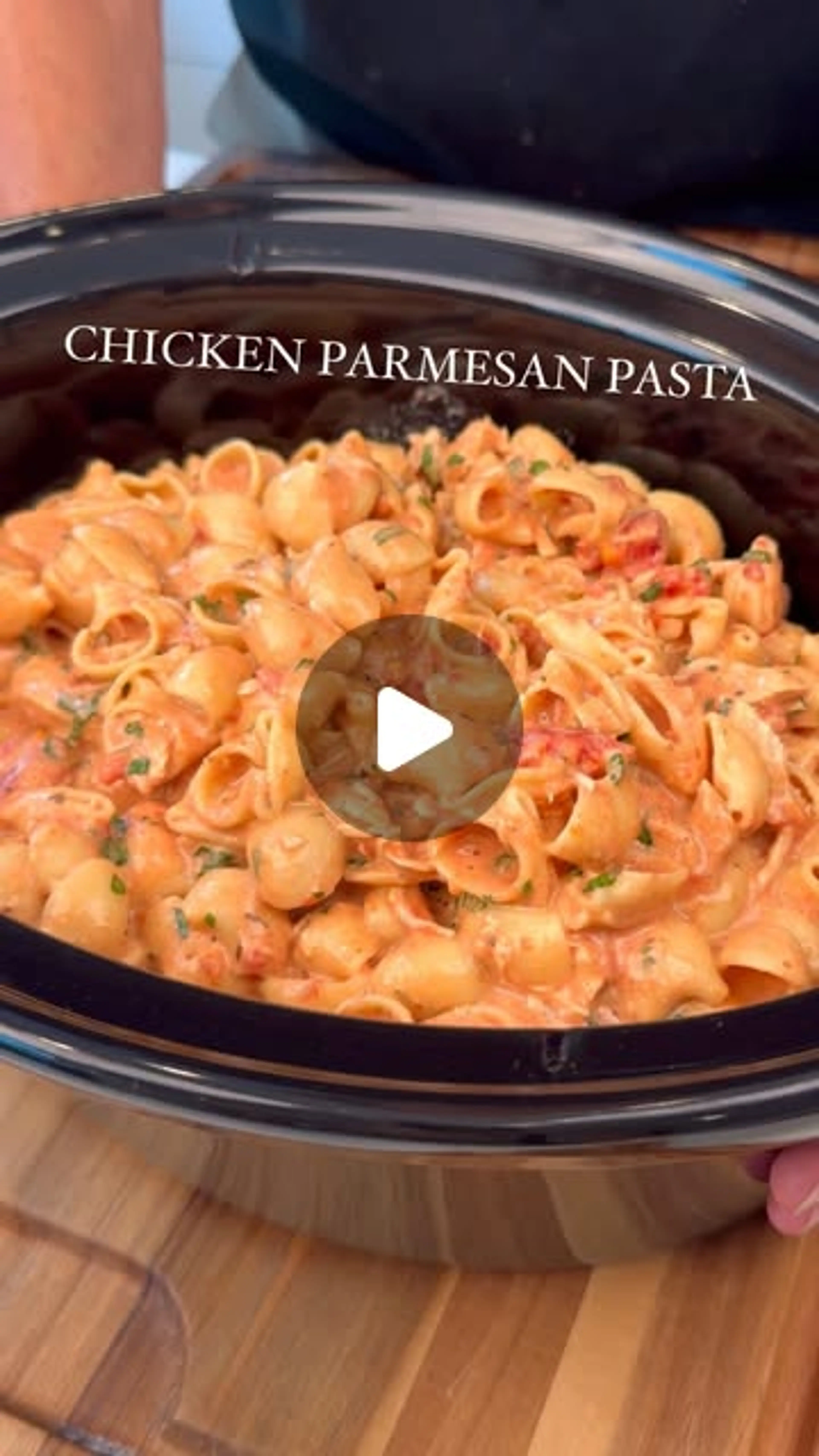 Slow Cooker Chicken Parmesan Pasta