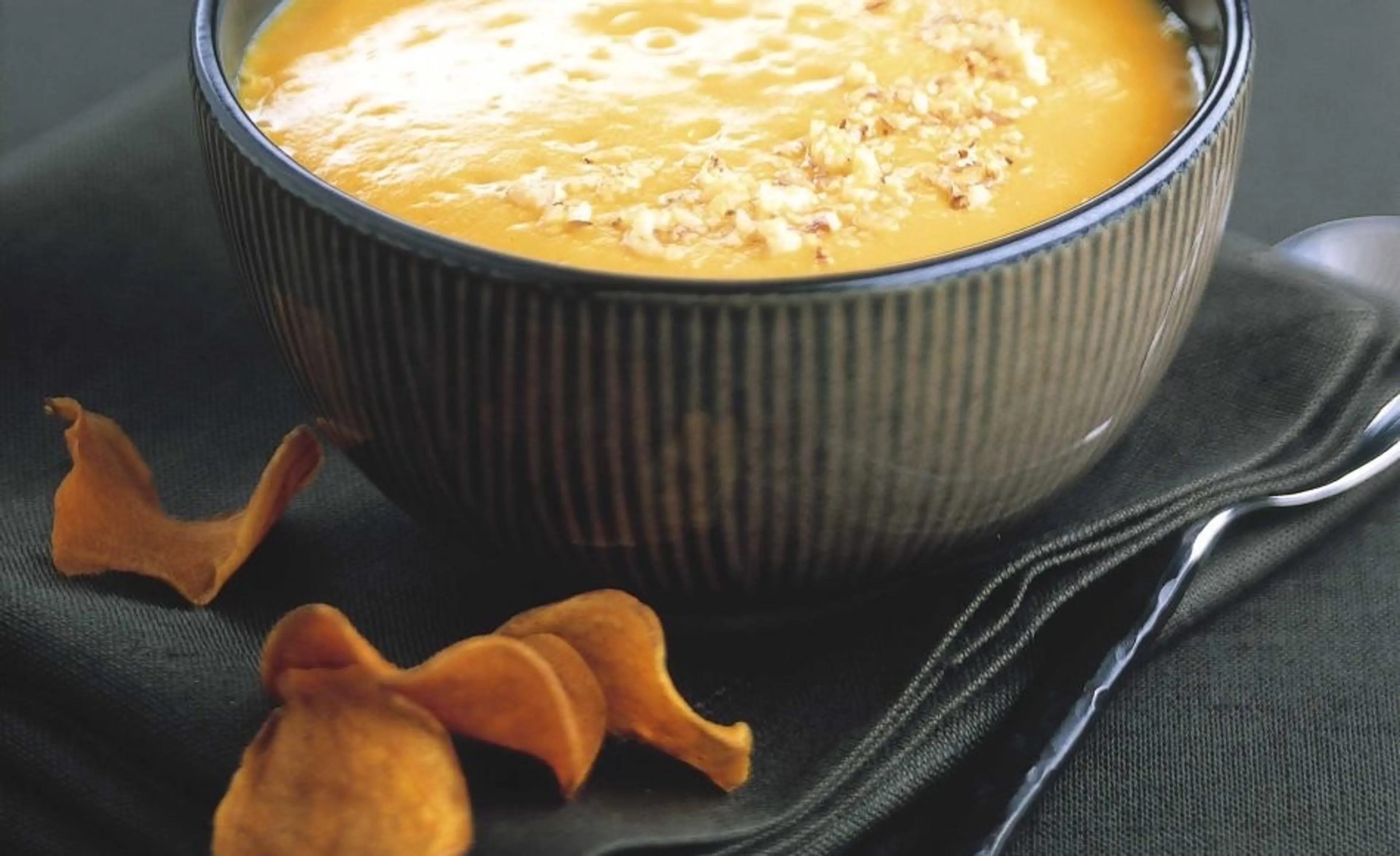 VELOUTÉ DE PATATE DOUCE AU CURRY
