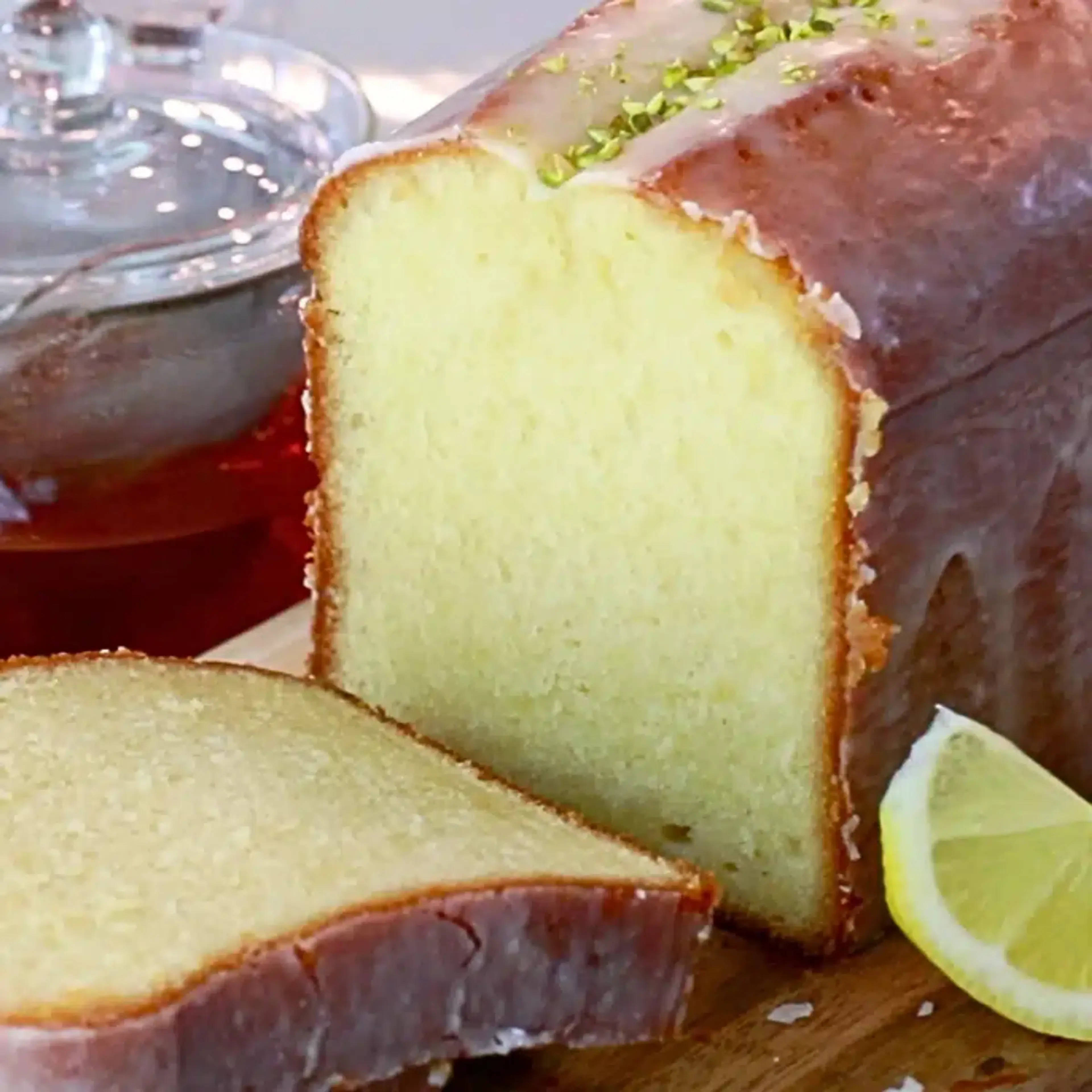 Very Moist Lemon Pound Cake
