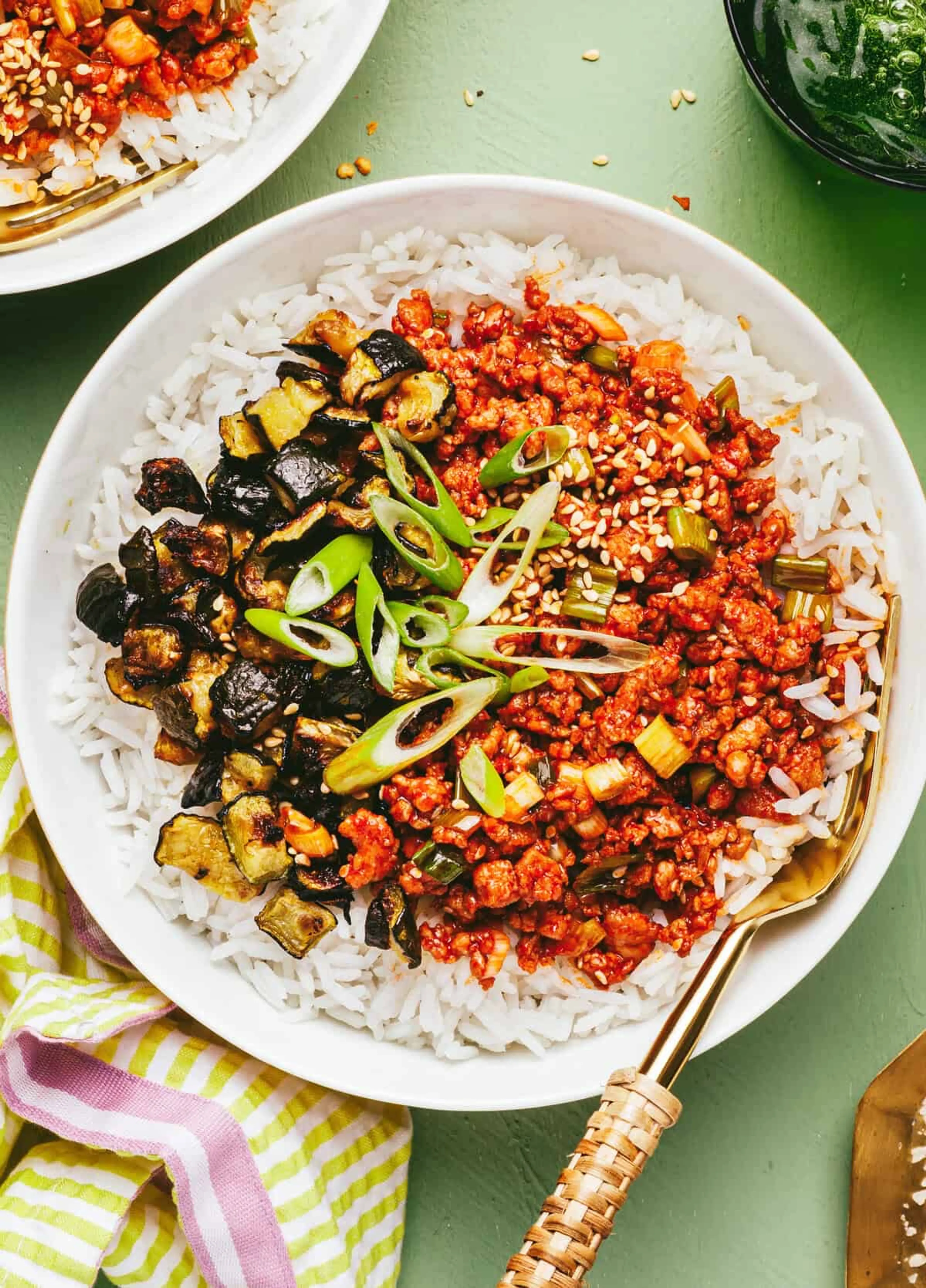 Garlic Sesame Chicken Zucchini Bowls