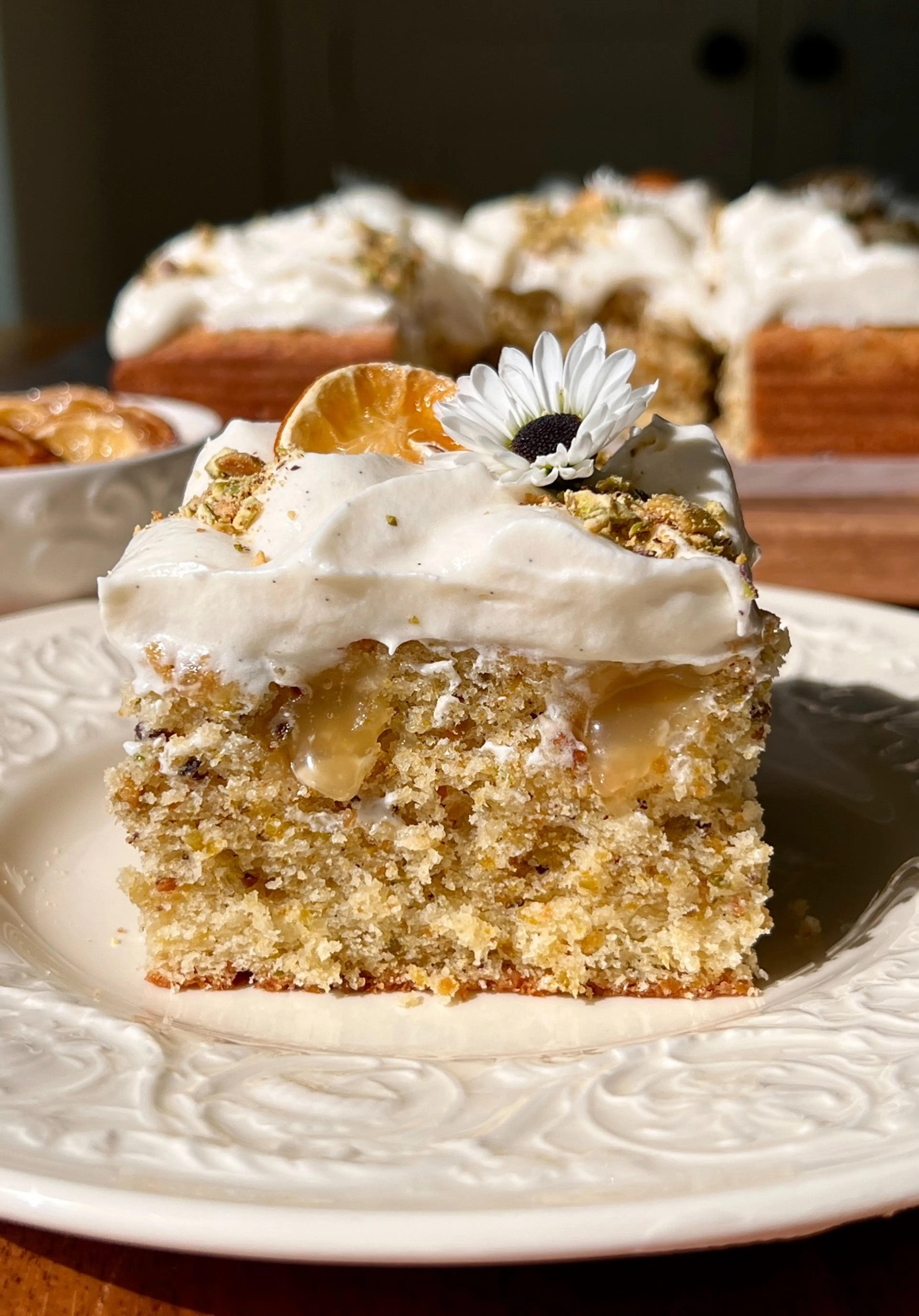 Lemon Curd Pistachio Cake