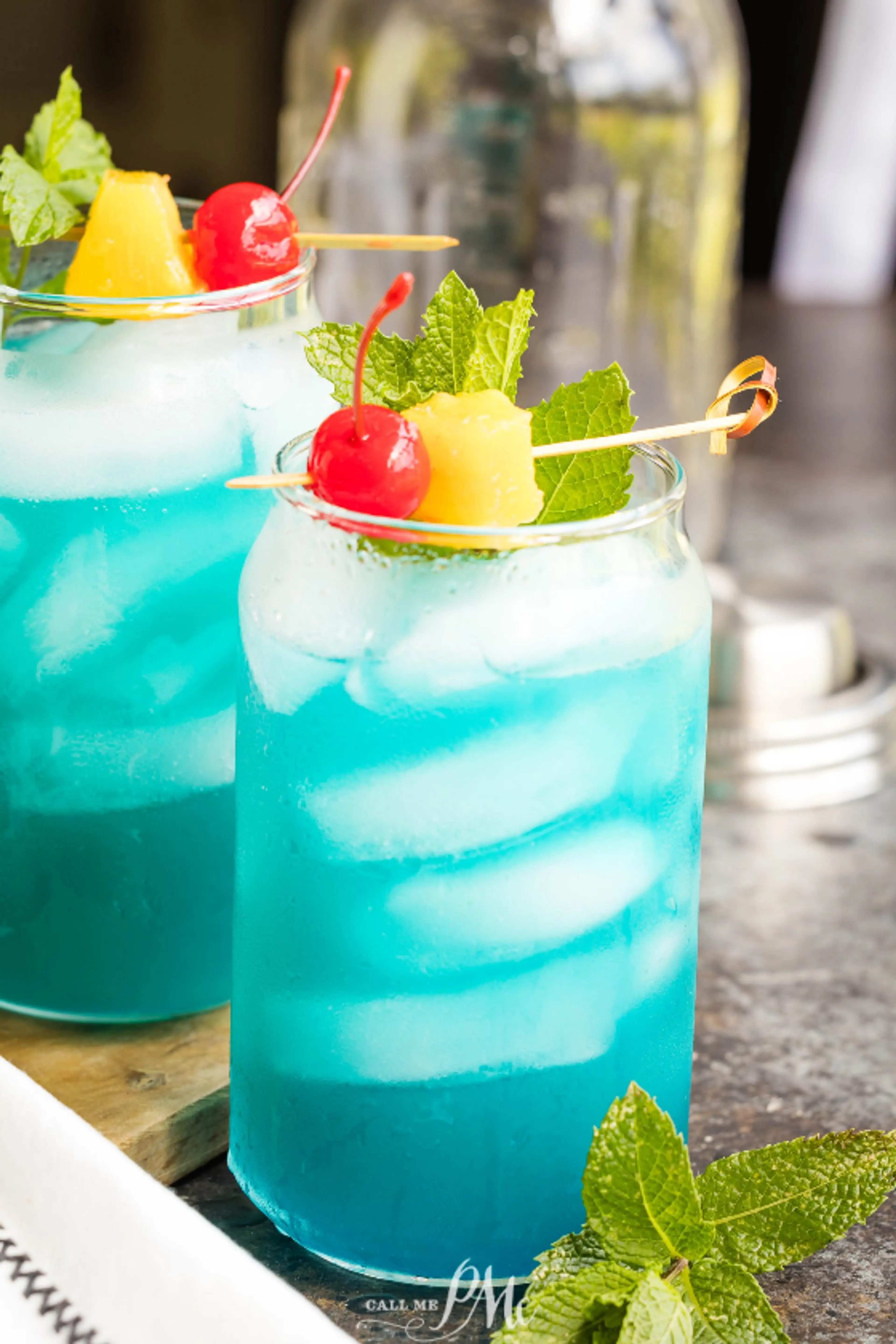 Blue Hawaiian Drink (Robin Clark)