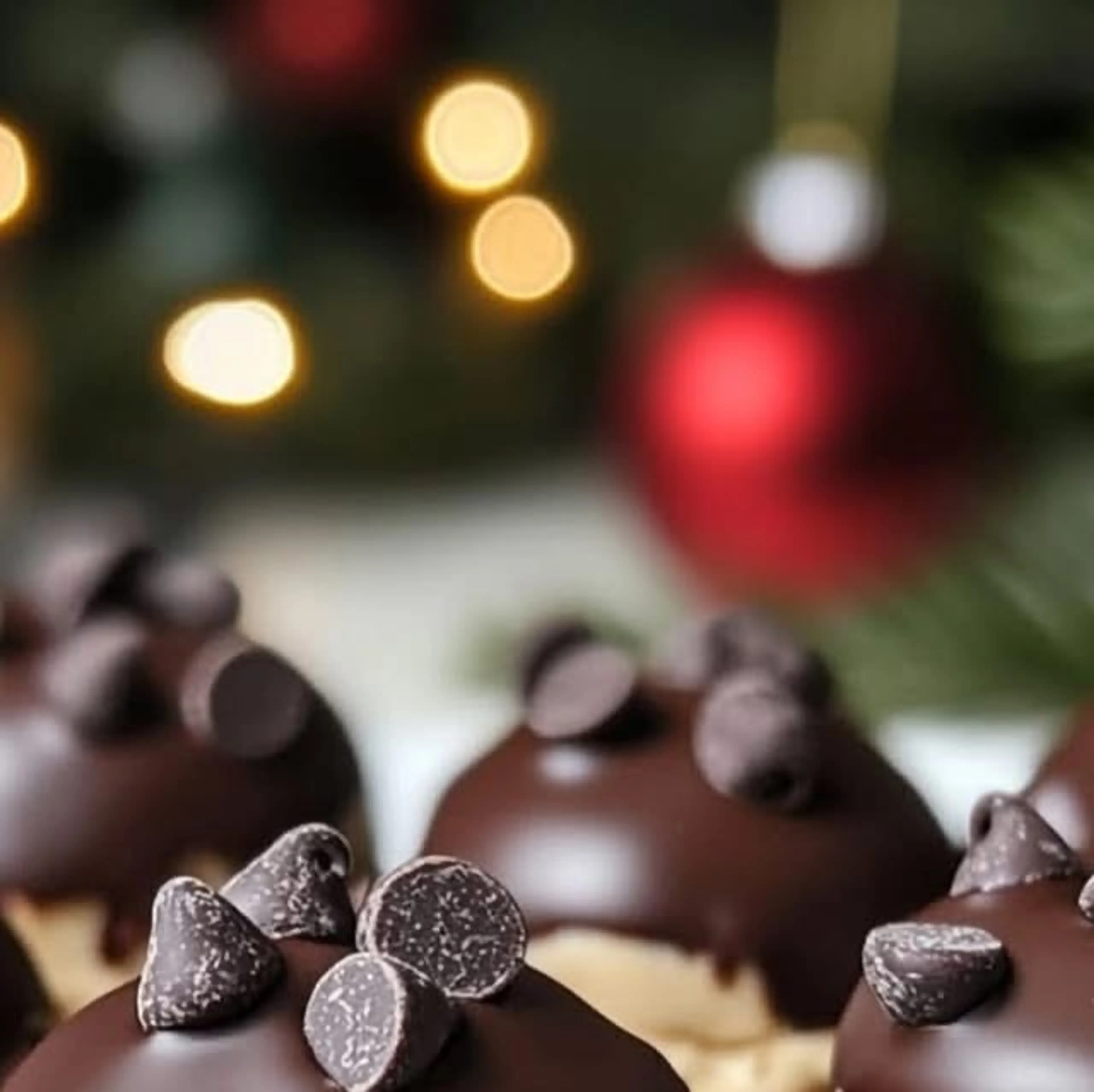 Mini Brownie Cookie Dough Cheesecake Bites