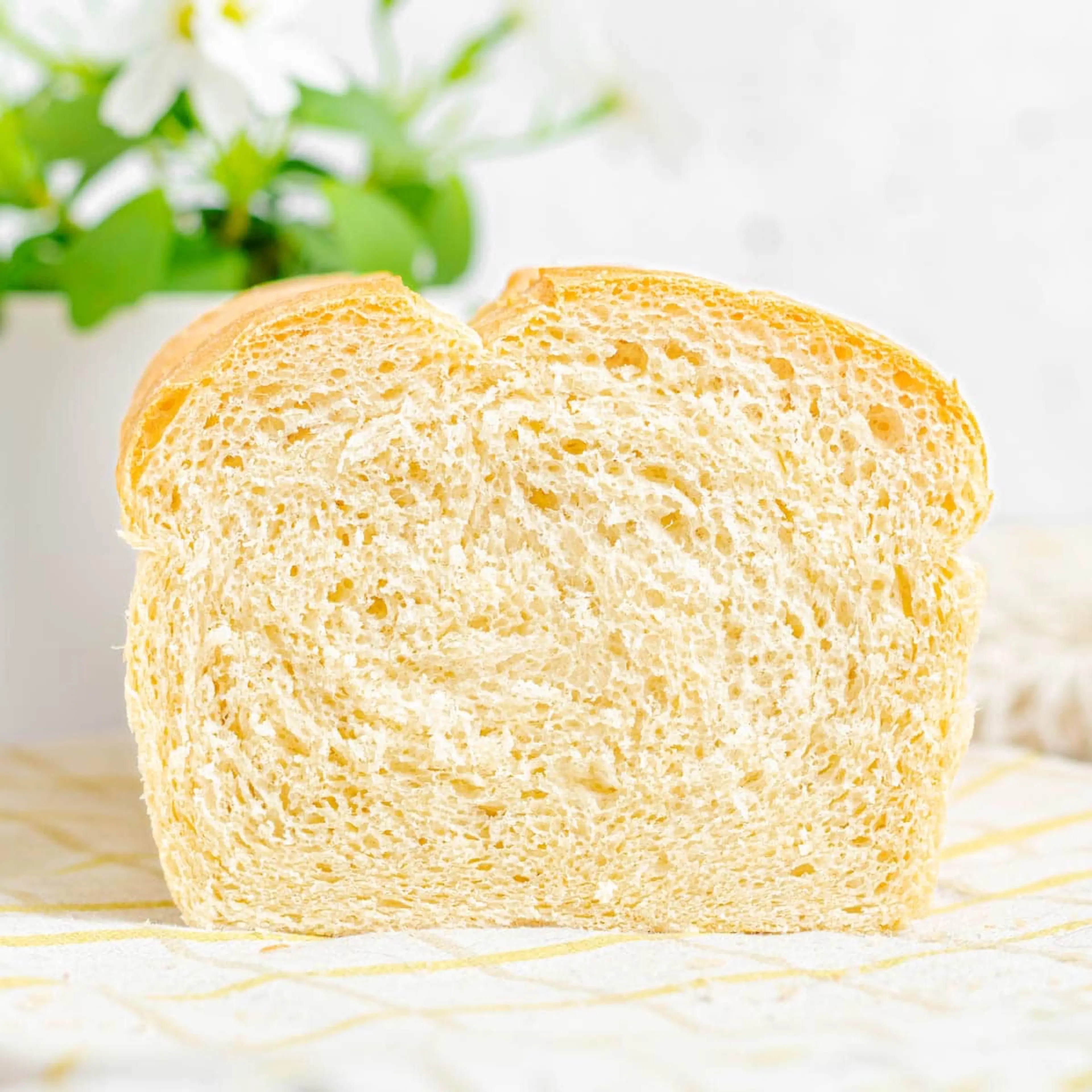 Easy Soft Sandwich Bread in a Loaf Pan (For Beginners)