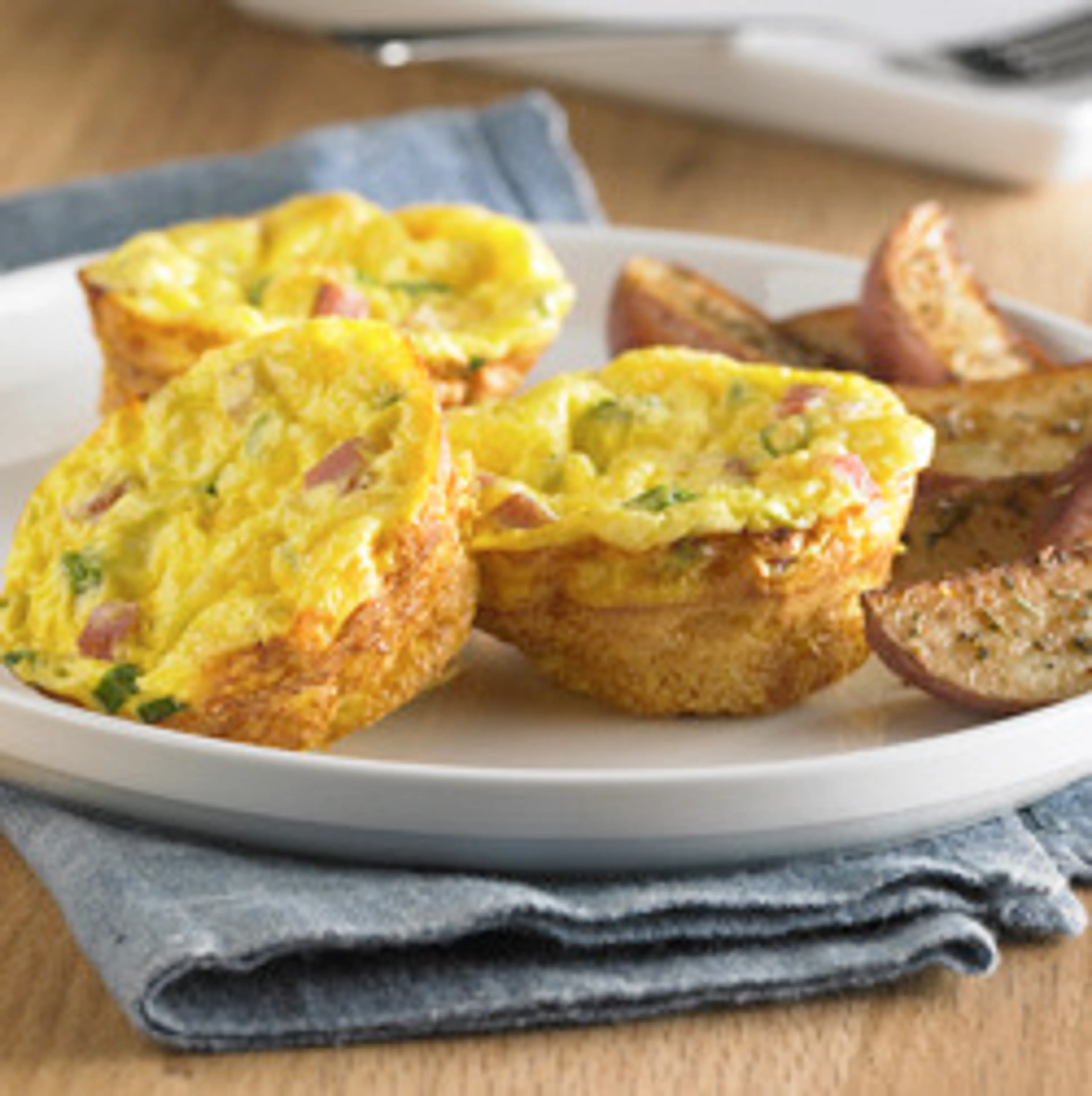 Crustless Ham and Swiss Mini Quiches