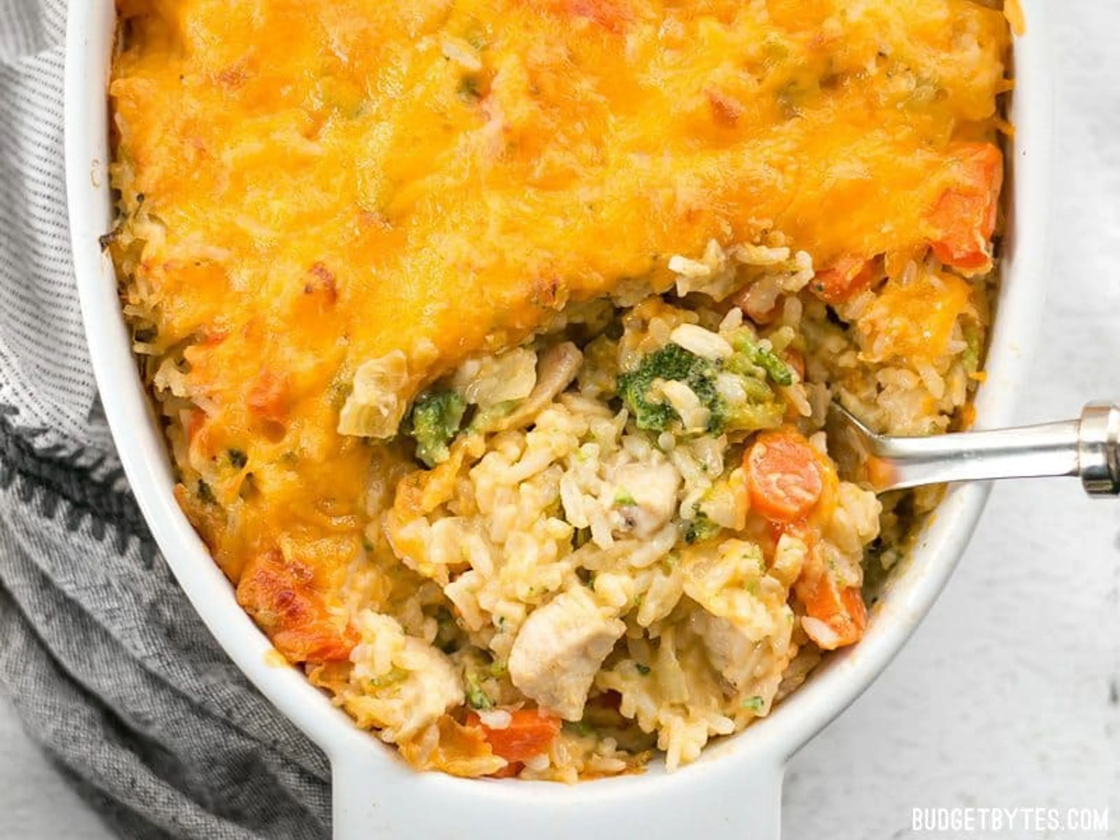 Cheesy Chicken and Rice Casserole