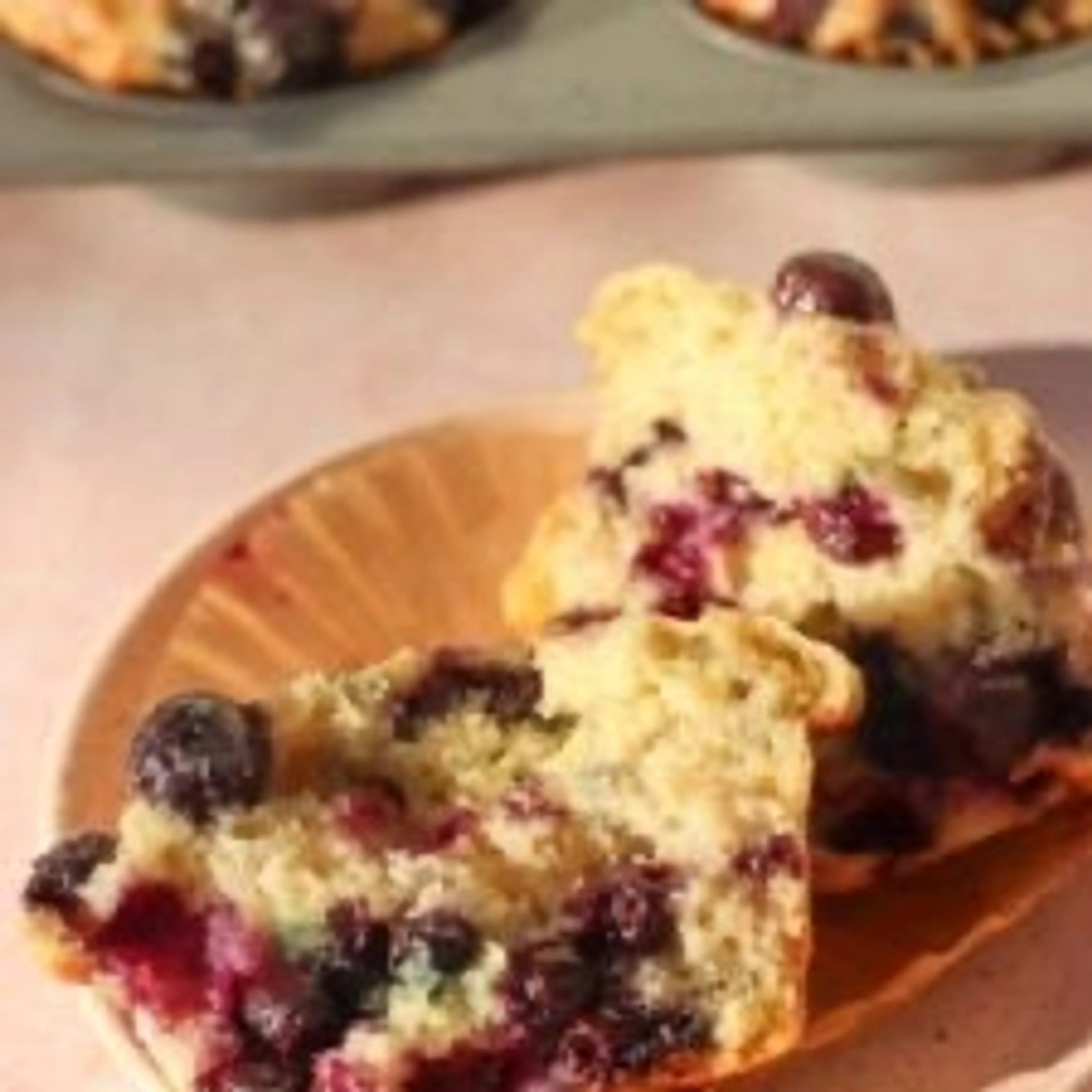 Fluffy One-Bowl Blueberry Greek Yogurt Muffins