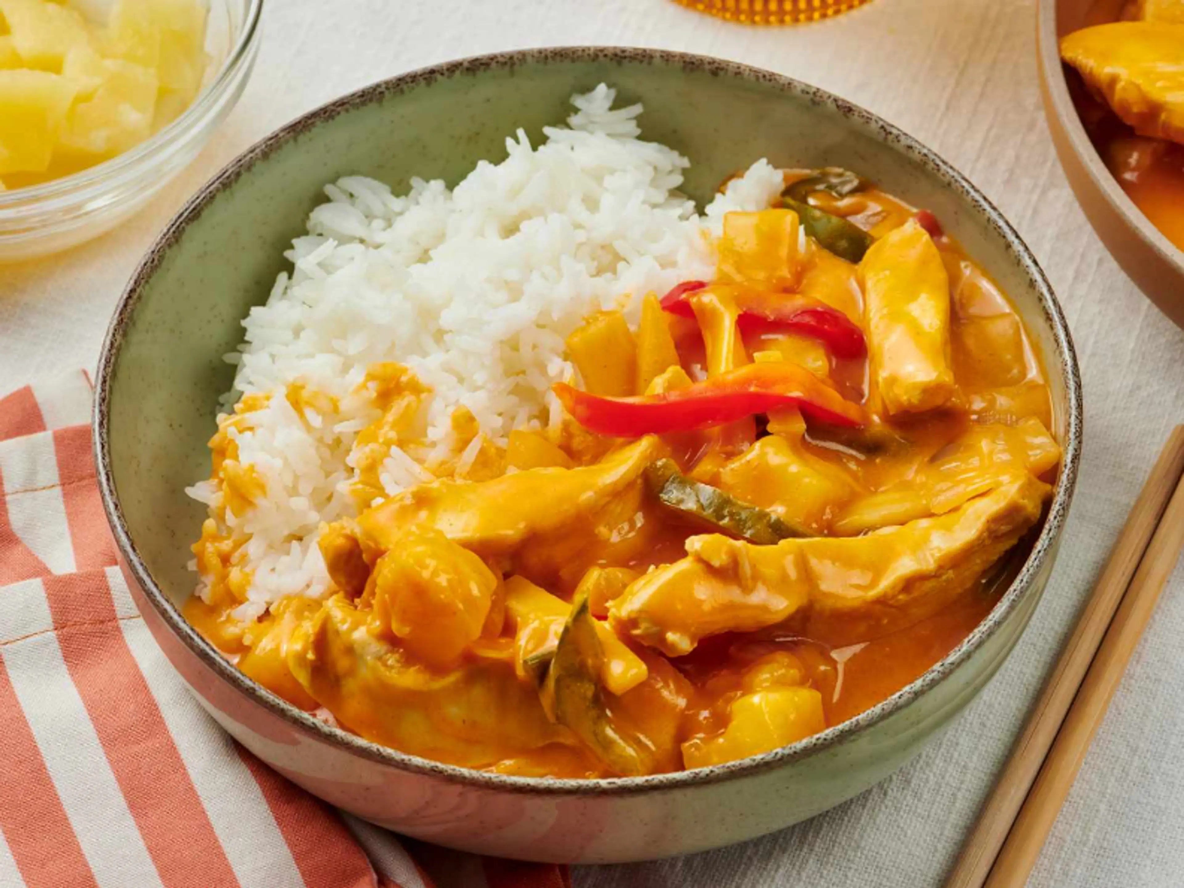 Thai Pineapple Chicken Curry