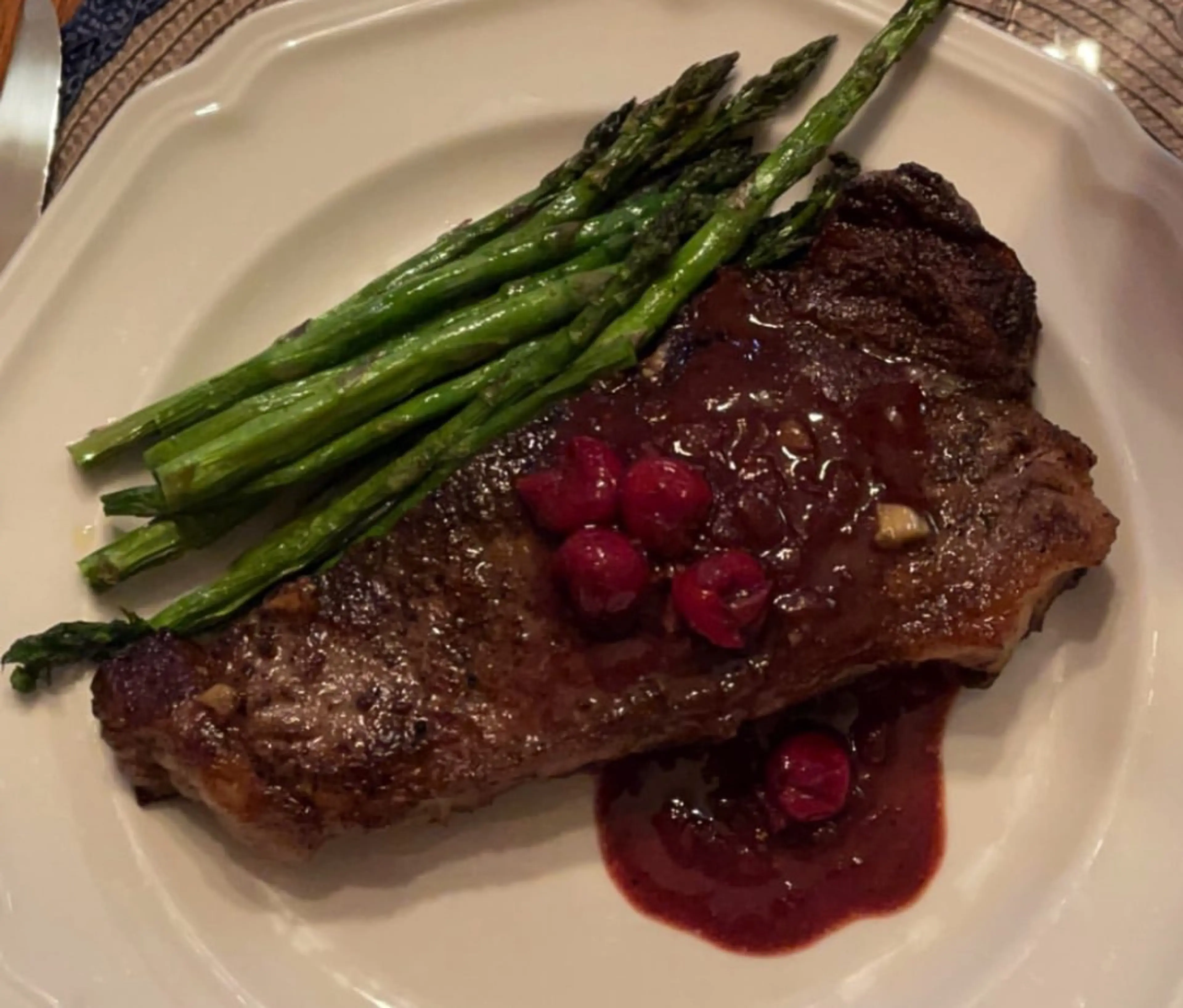 Steaks with Fresh Cherry Sauce