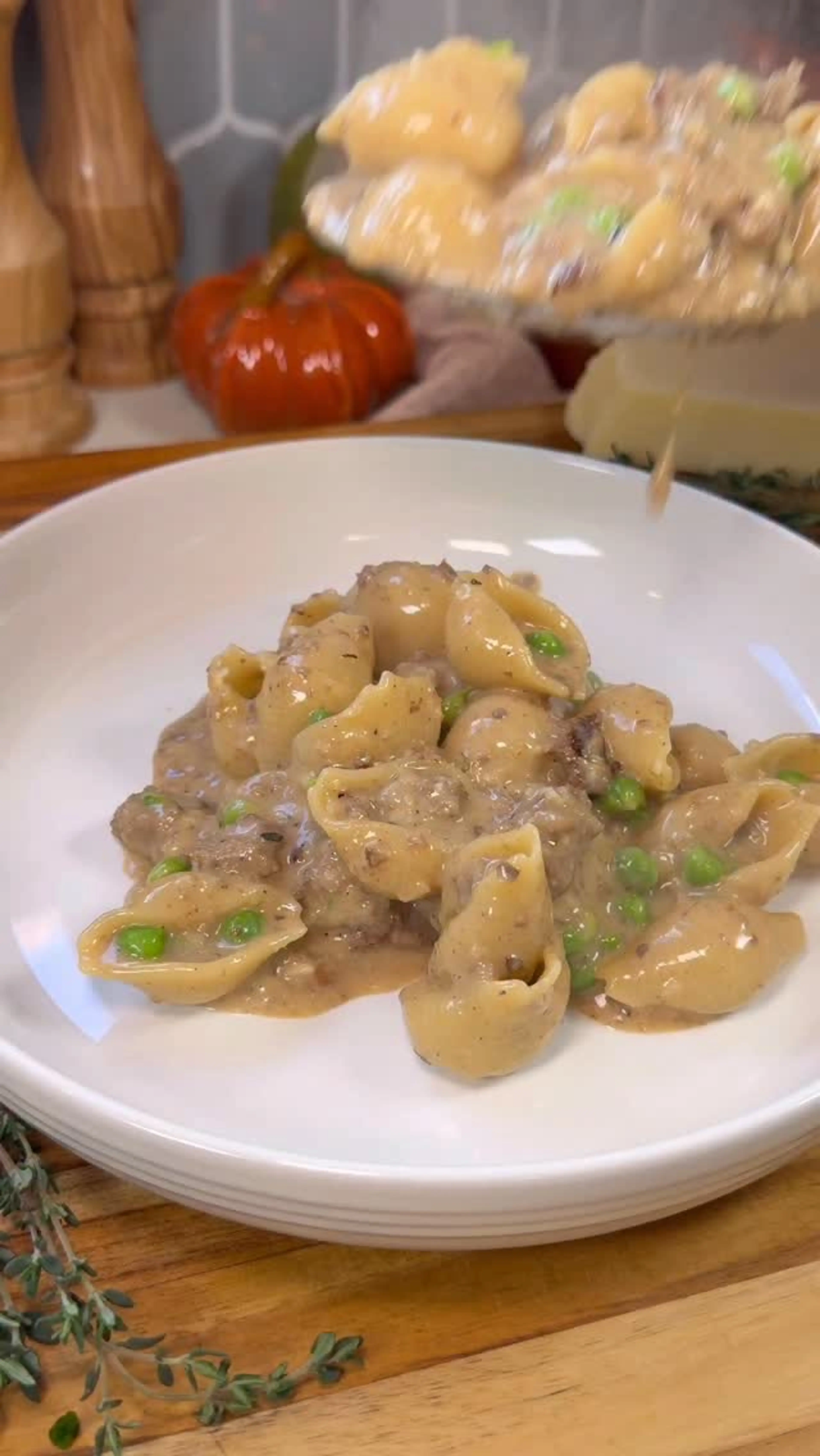 One Pot Ground Beef Stroganoff