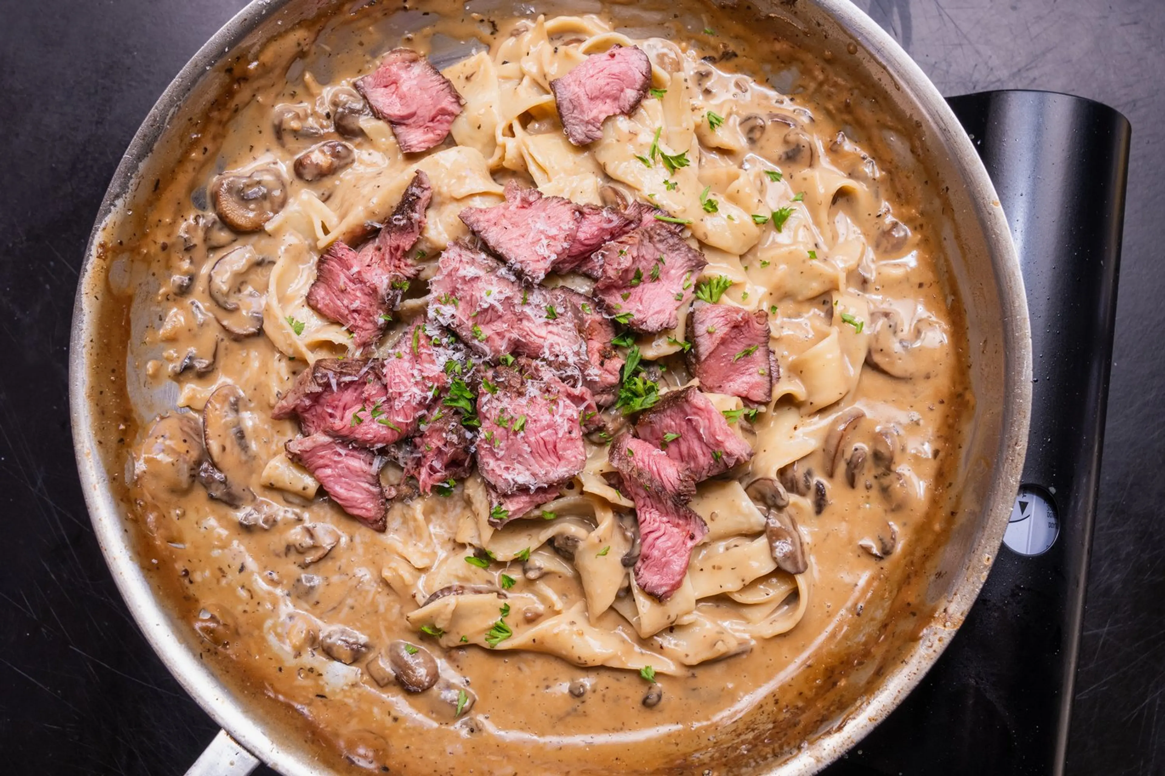 Creamy Mushroom Pasta with Steak