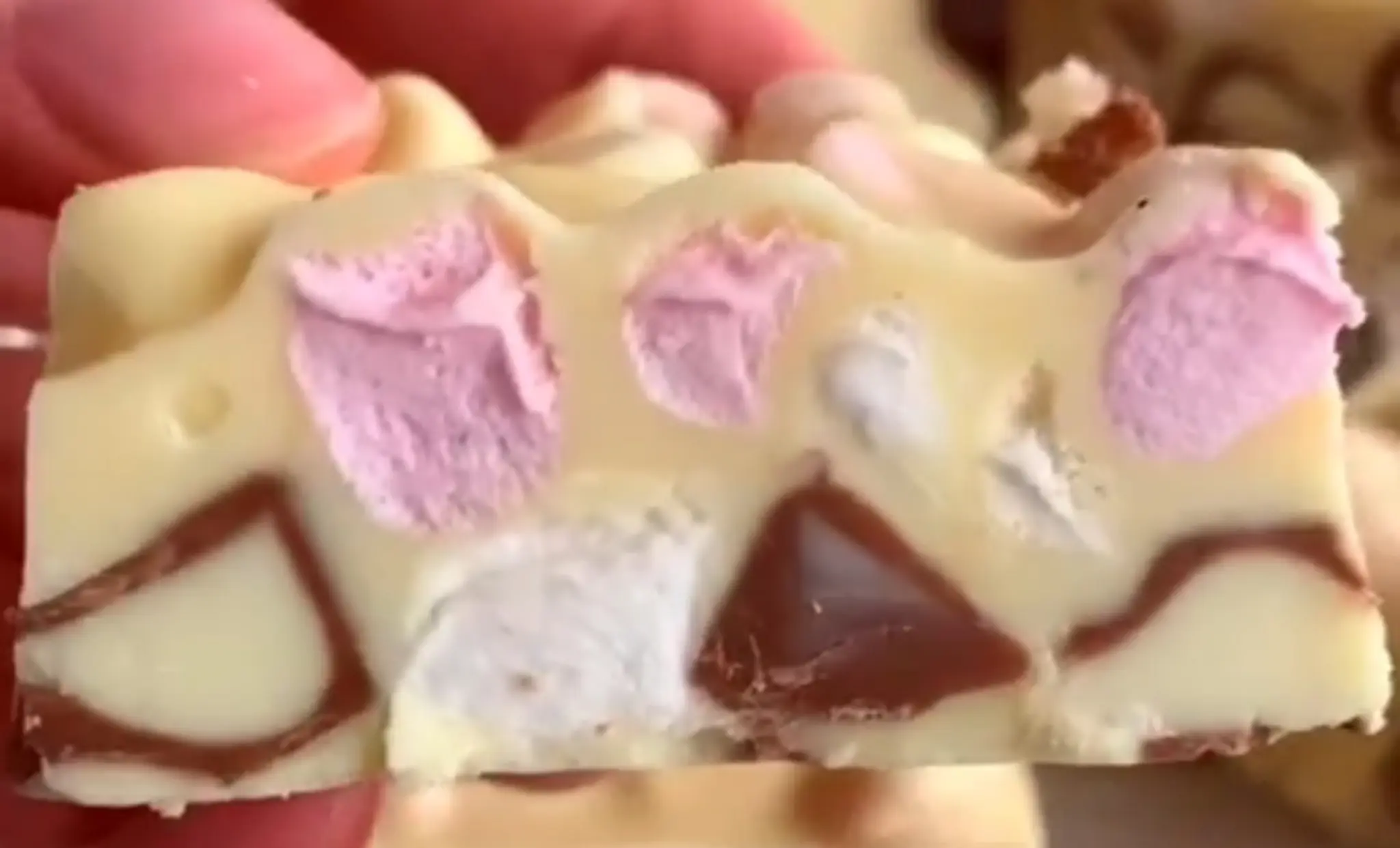 Kinder Rocky Road