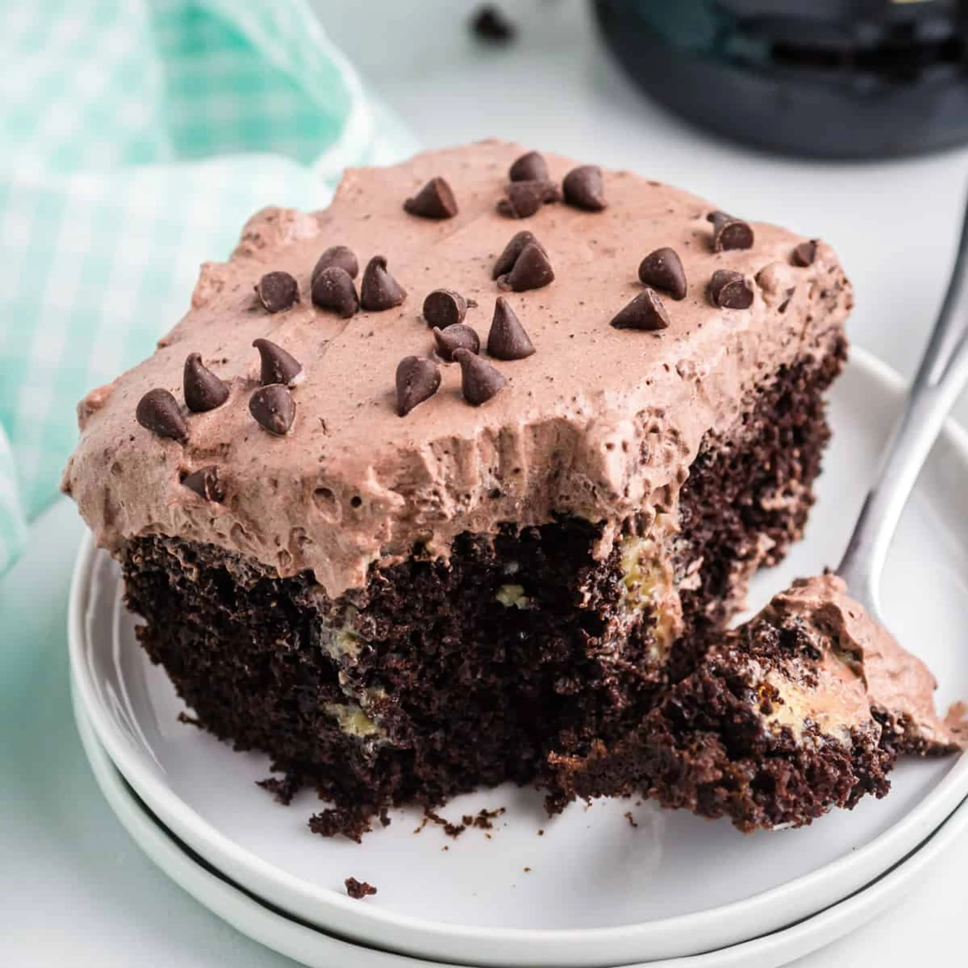 Baileys Poke Cake