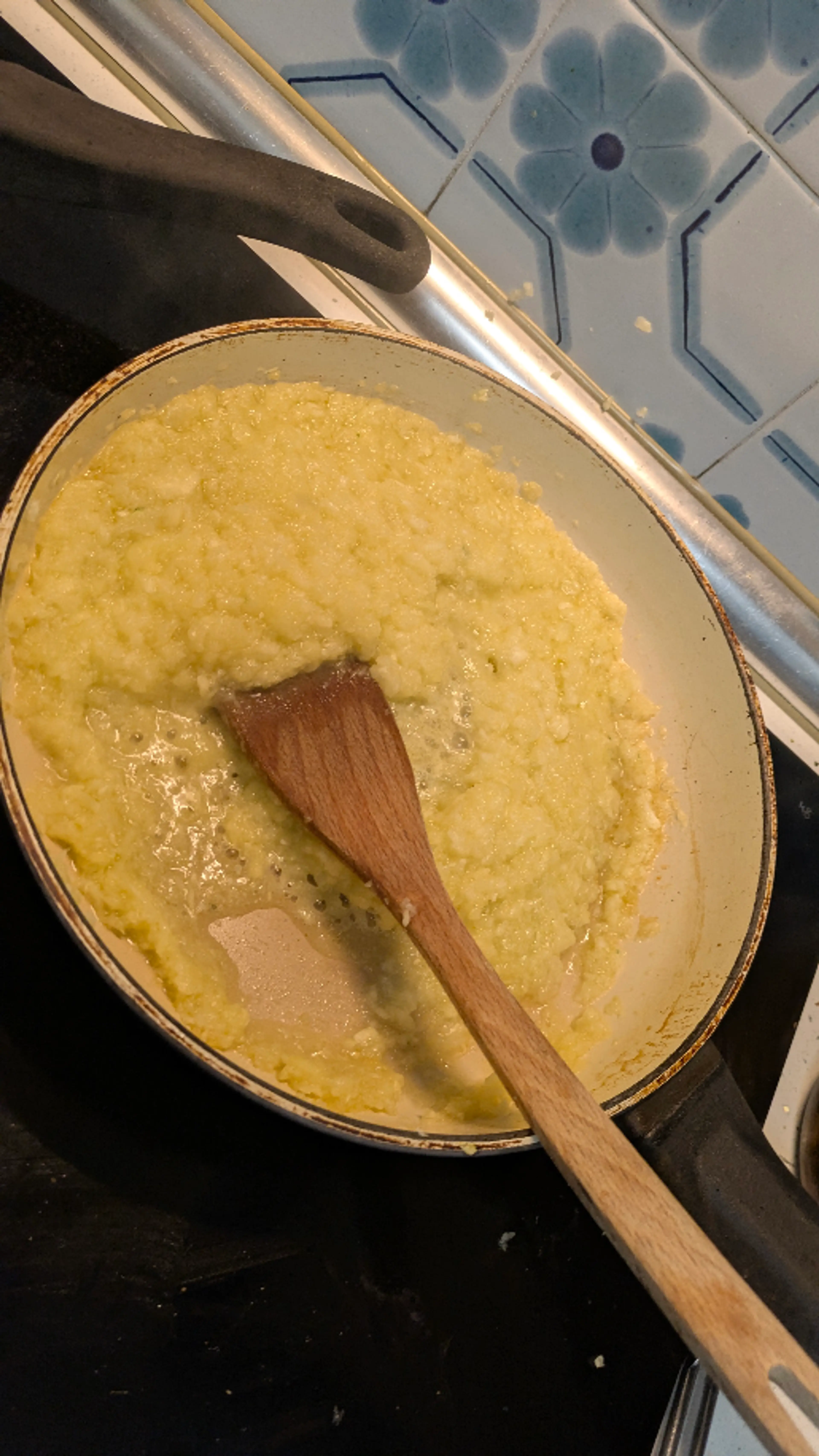 Calabacines Rellenos De Atún