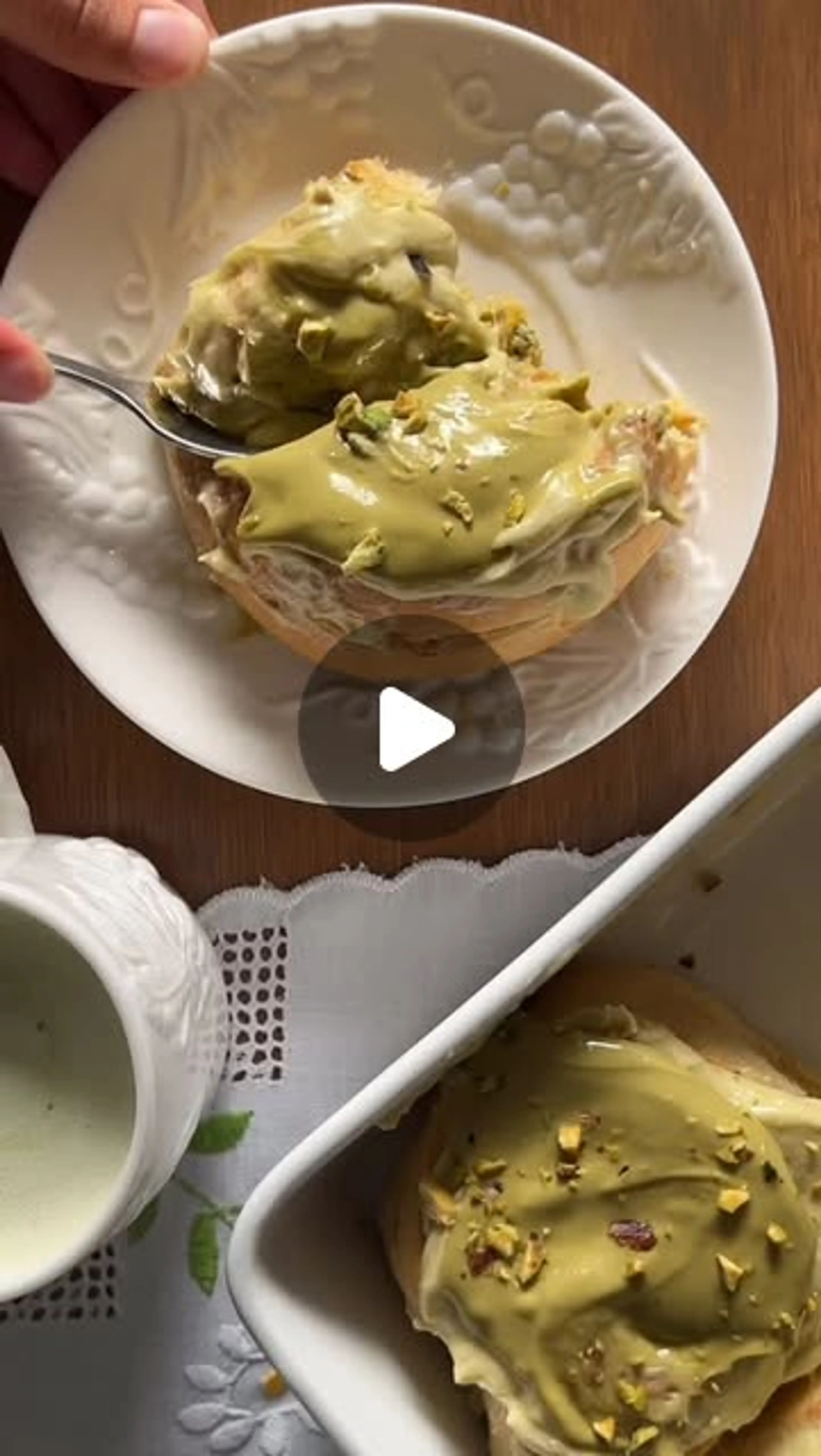 Pistachio Cinnamon Buns