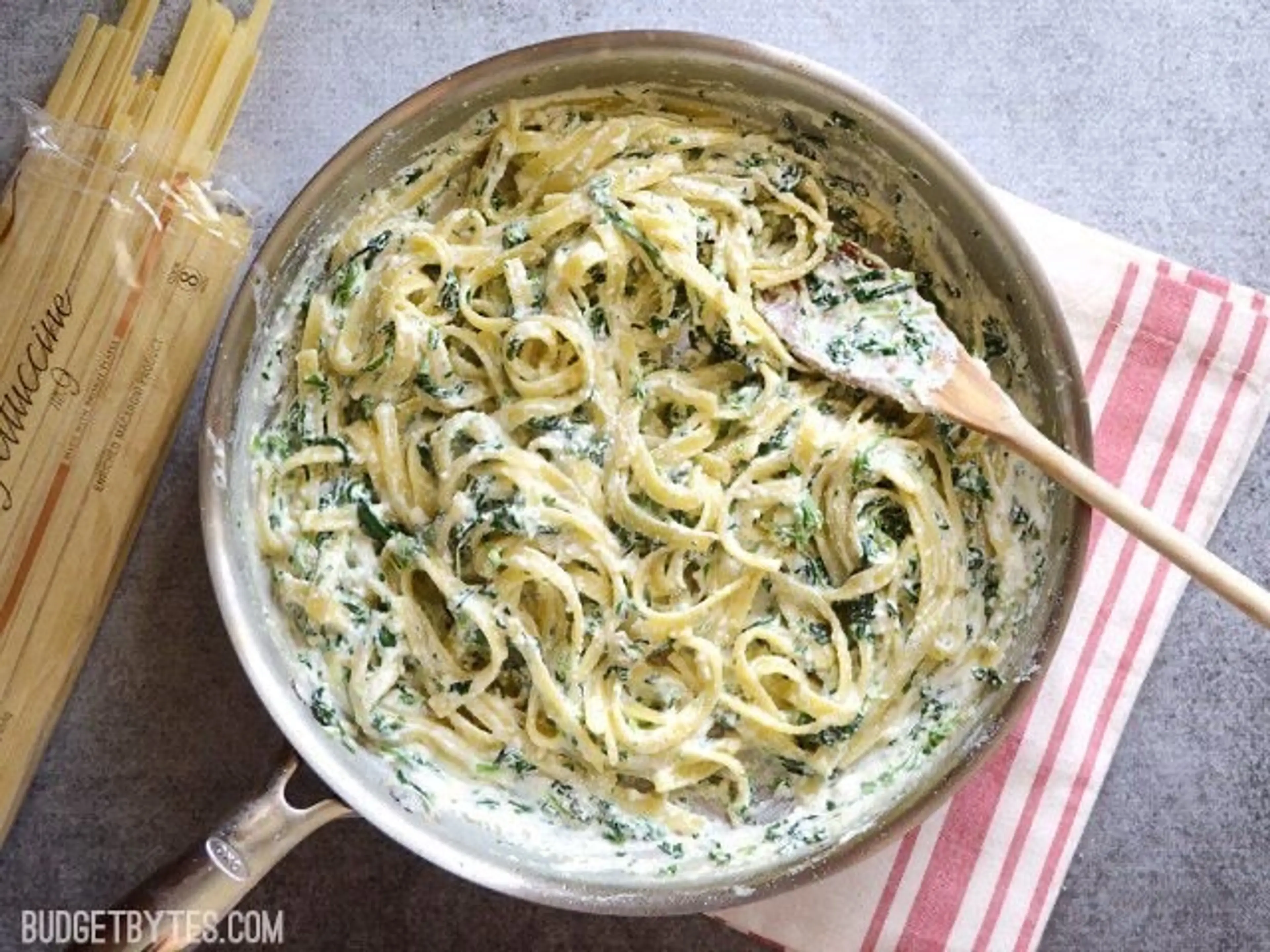 Easy Spinach Ricotta Pasta