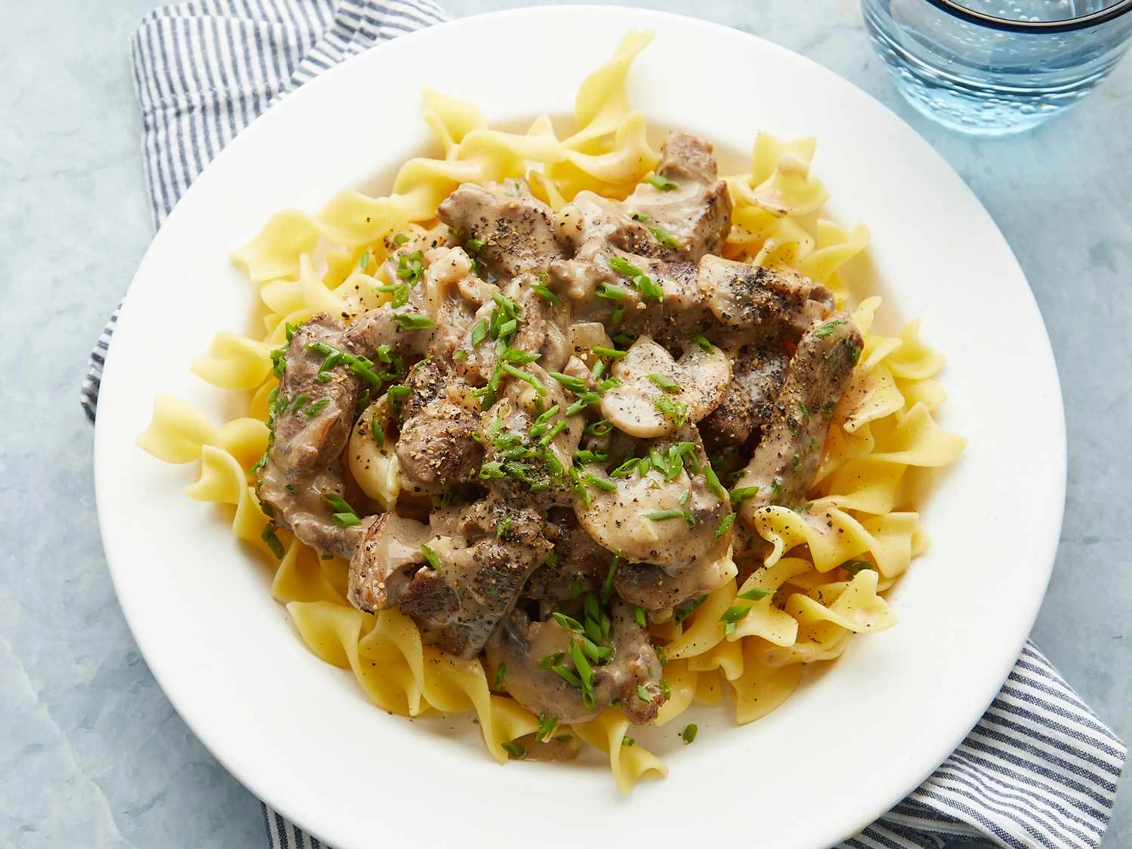 Wedding : Chef John's Classic Beef Stroganoff