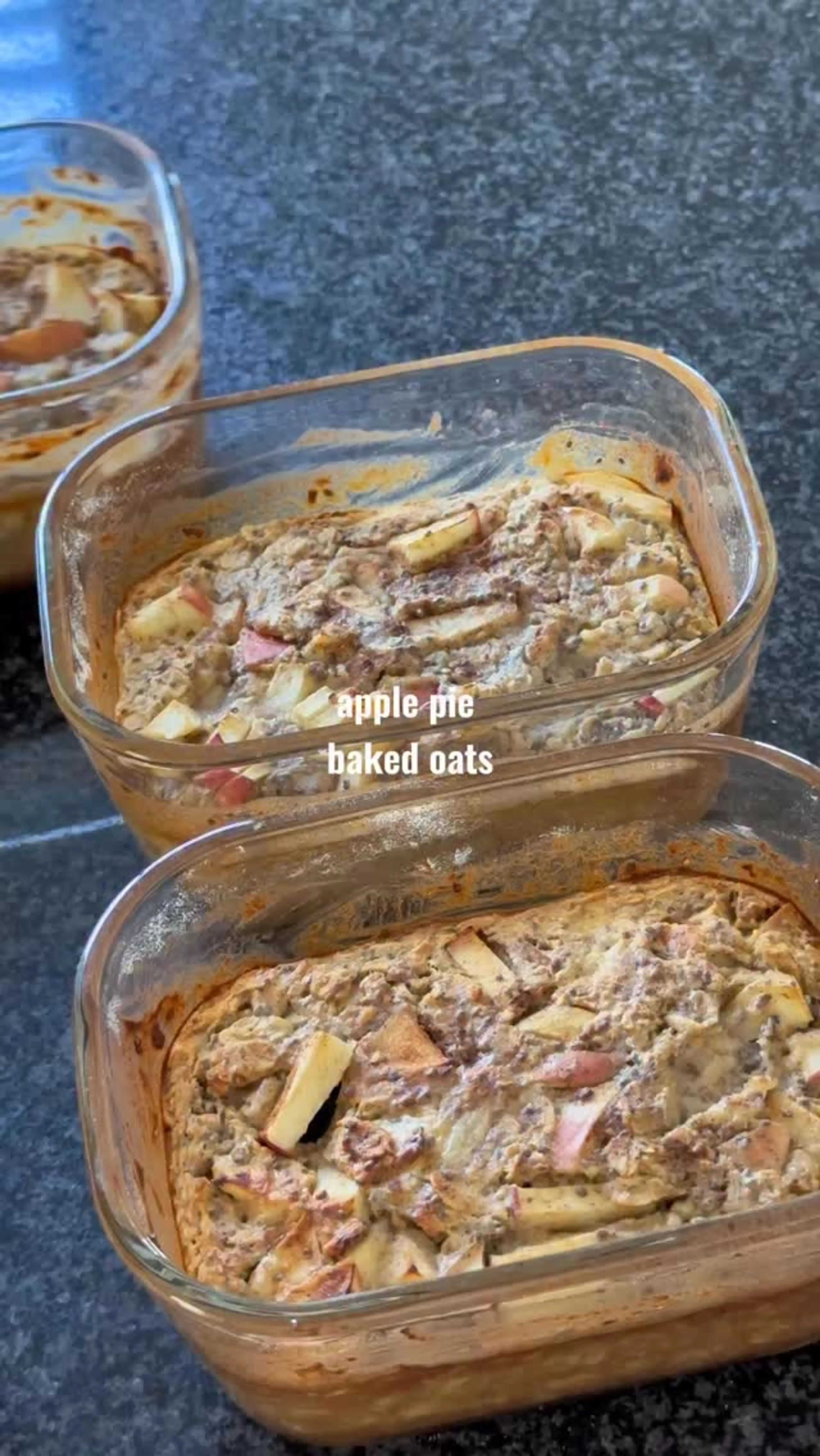 Apple Pie Baked Oats