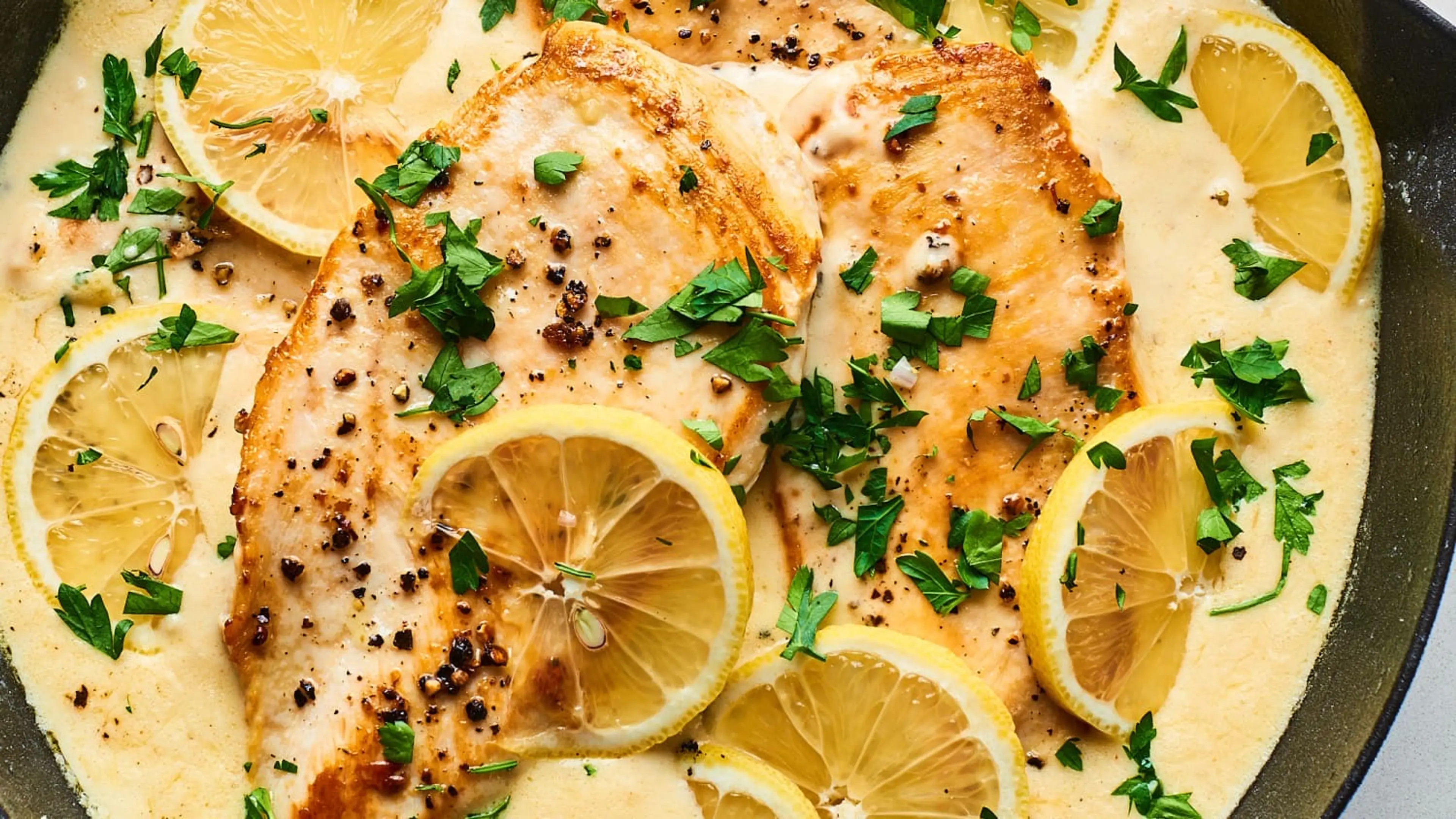 Easy, Creamy Lemon Garlic Skillet Chicken