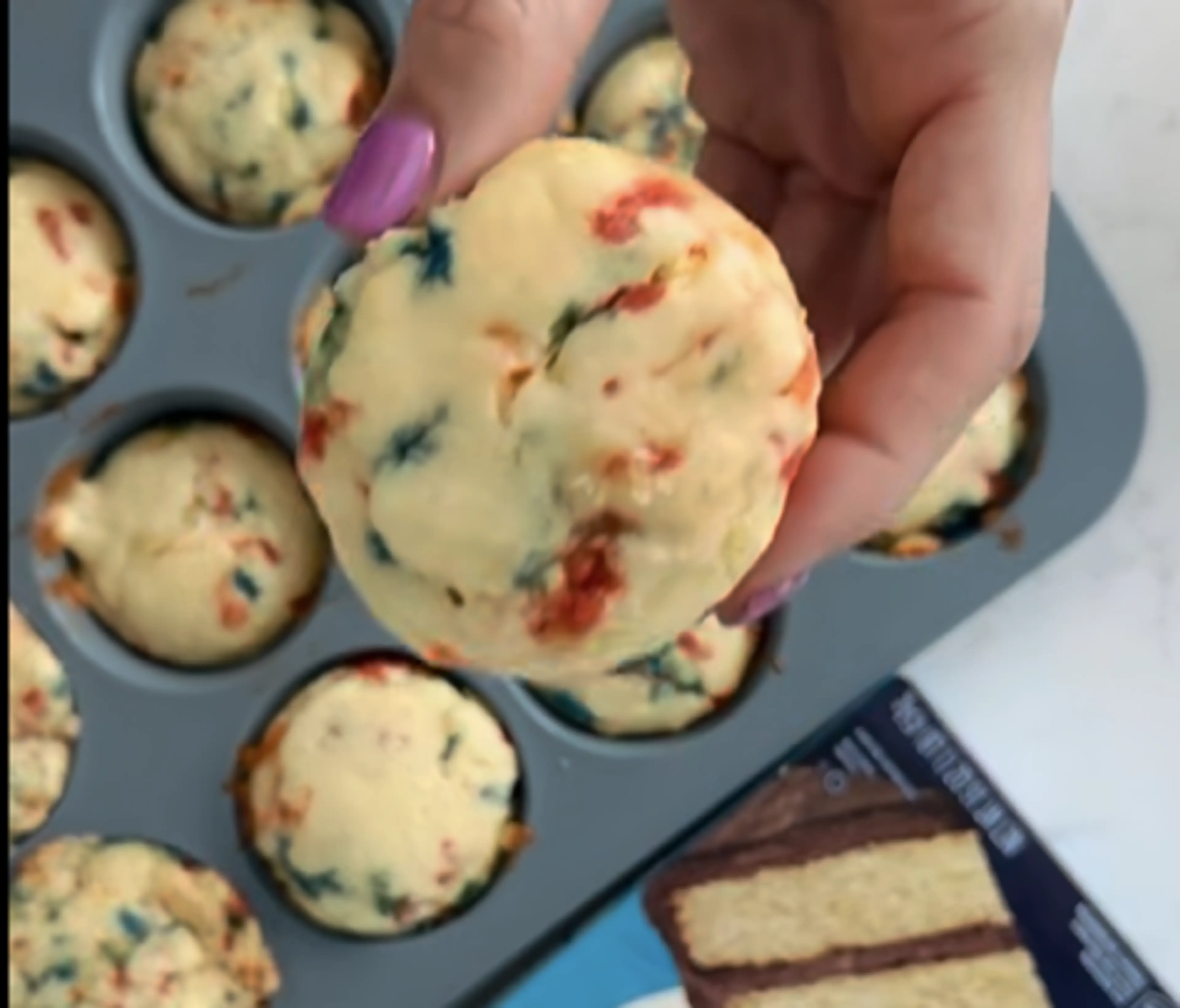 HIGH PROTEIN LOW SUGAR FUNFETTI CUPCAKES