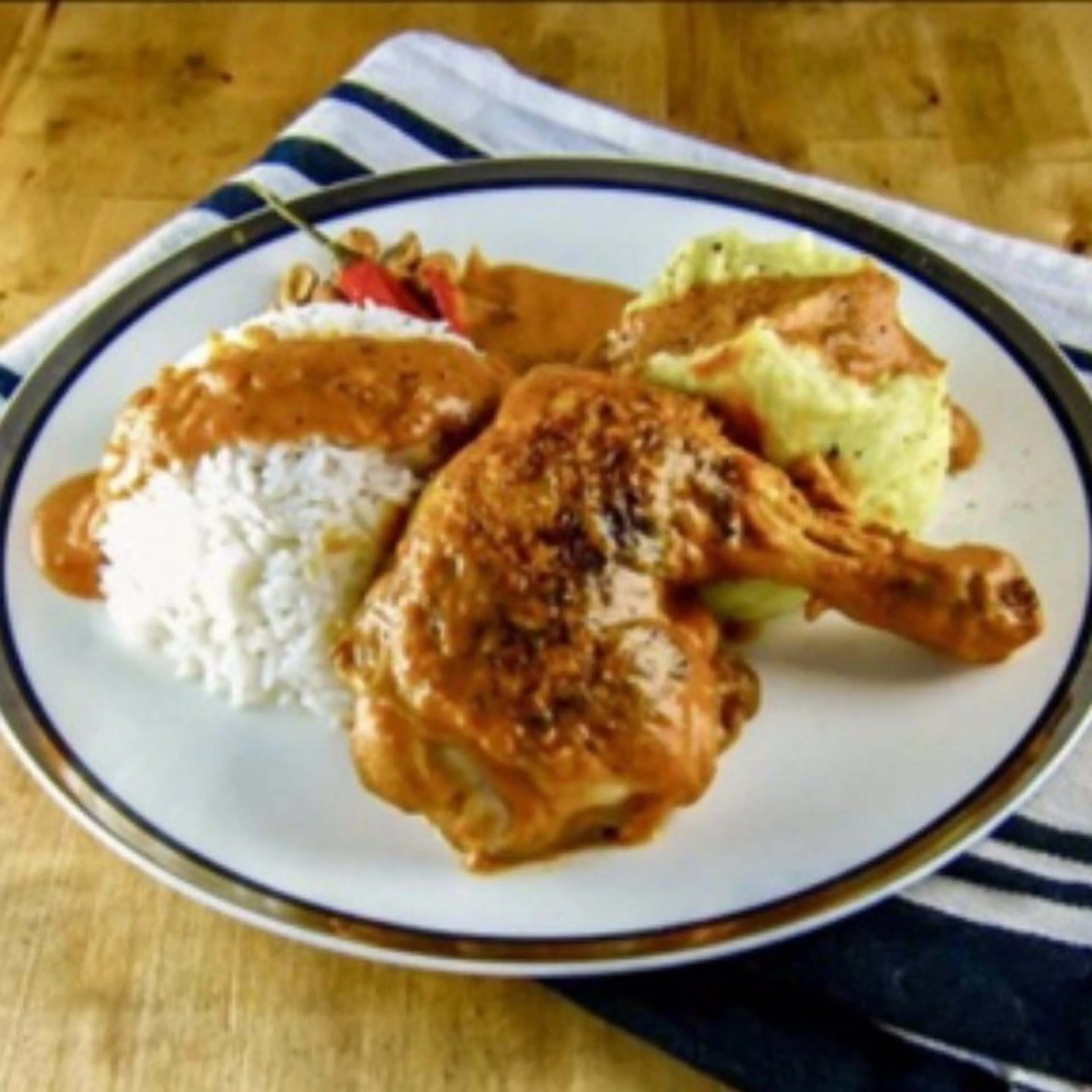 Moambe Chicken Recipe (Nyembwe Chicken)