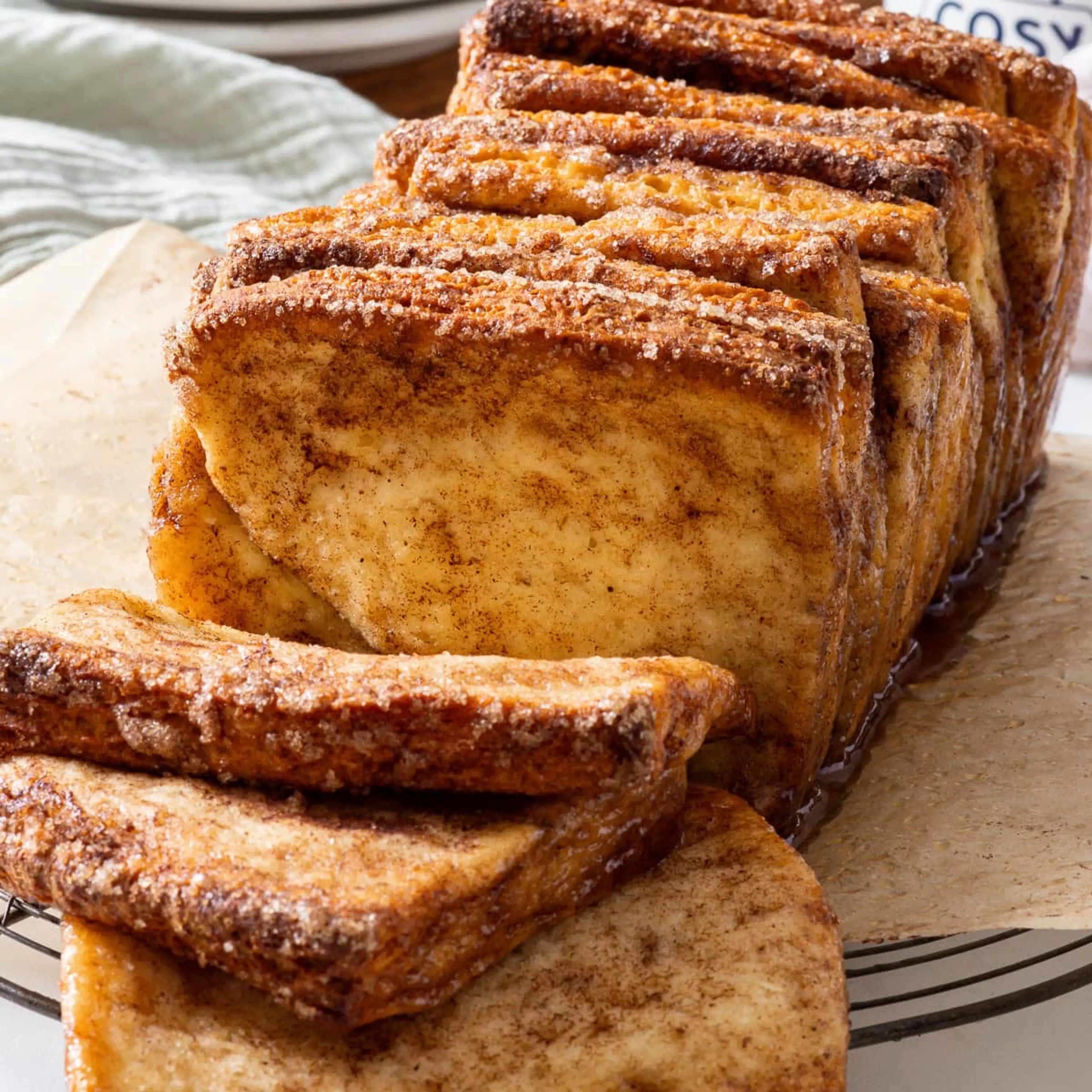 Cinnamon Pull-Apart Bread