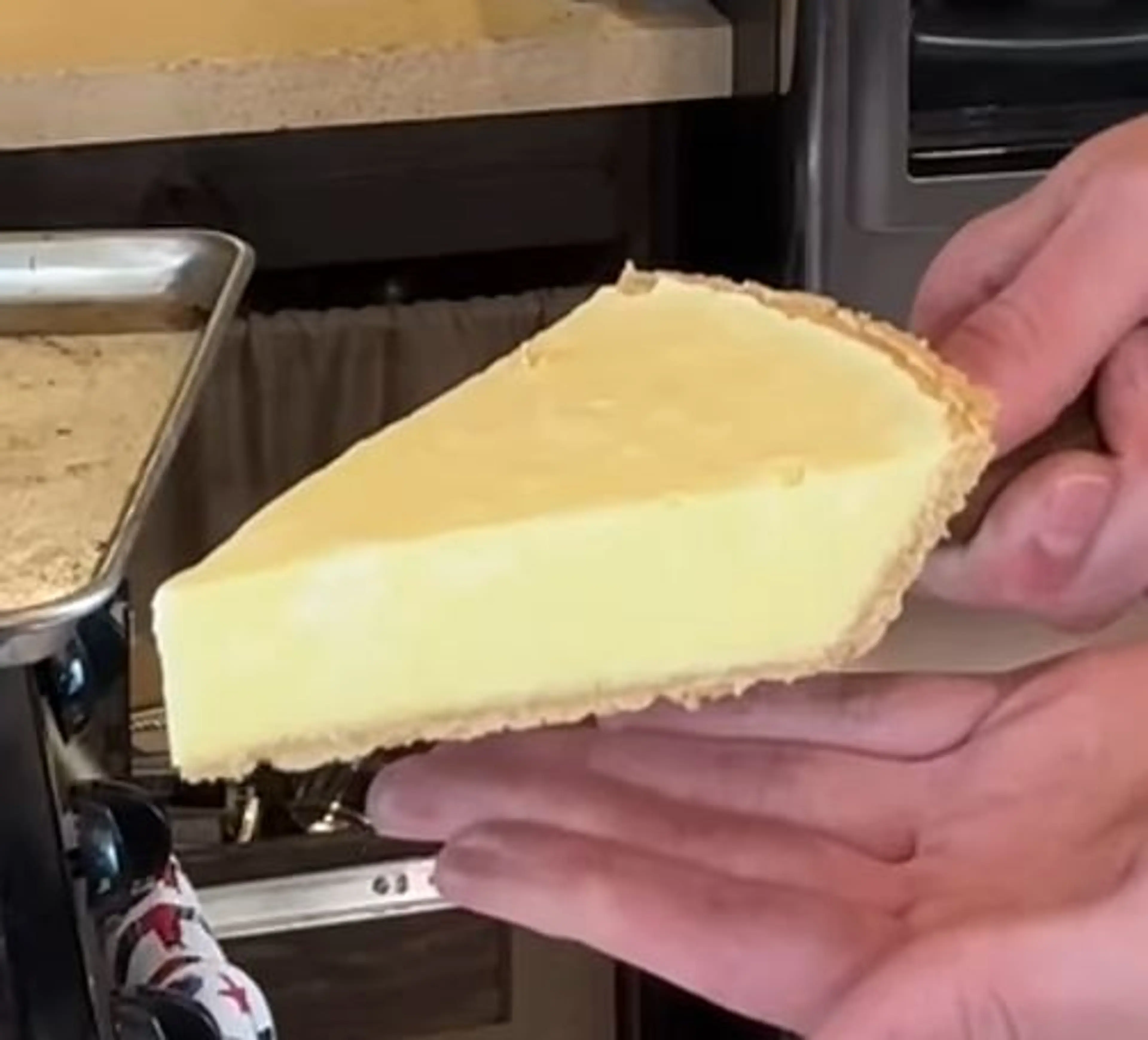 Dangerously Lemon Pie (1990)