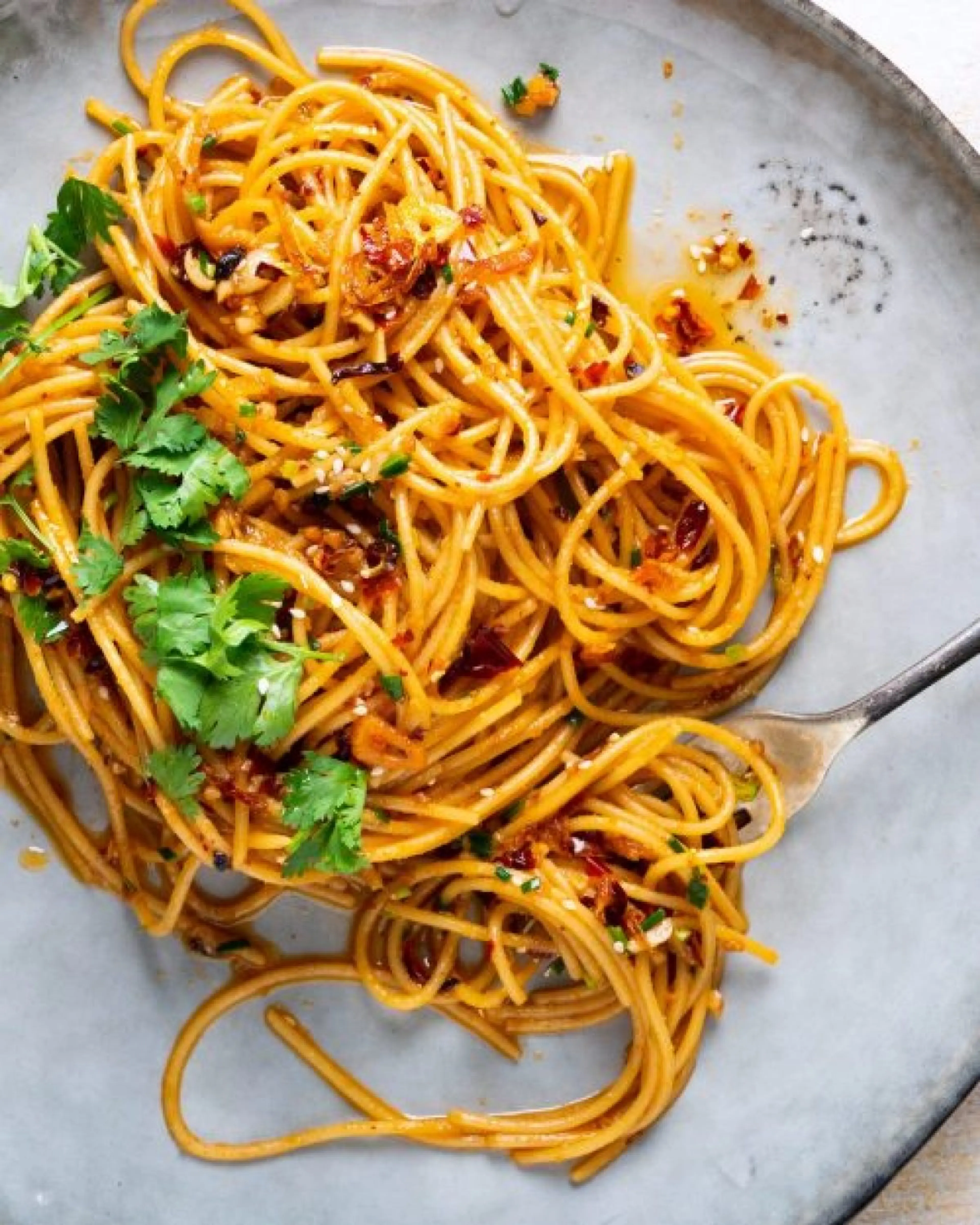 Chilli Crisp Garlic Butter Spaghetti | Marion's Kitchen