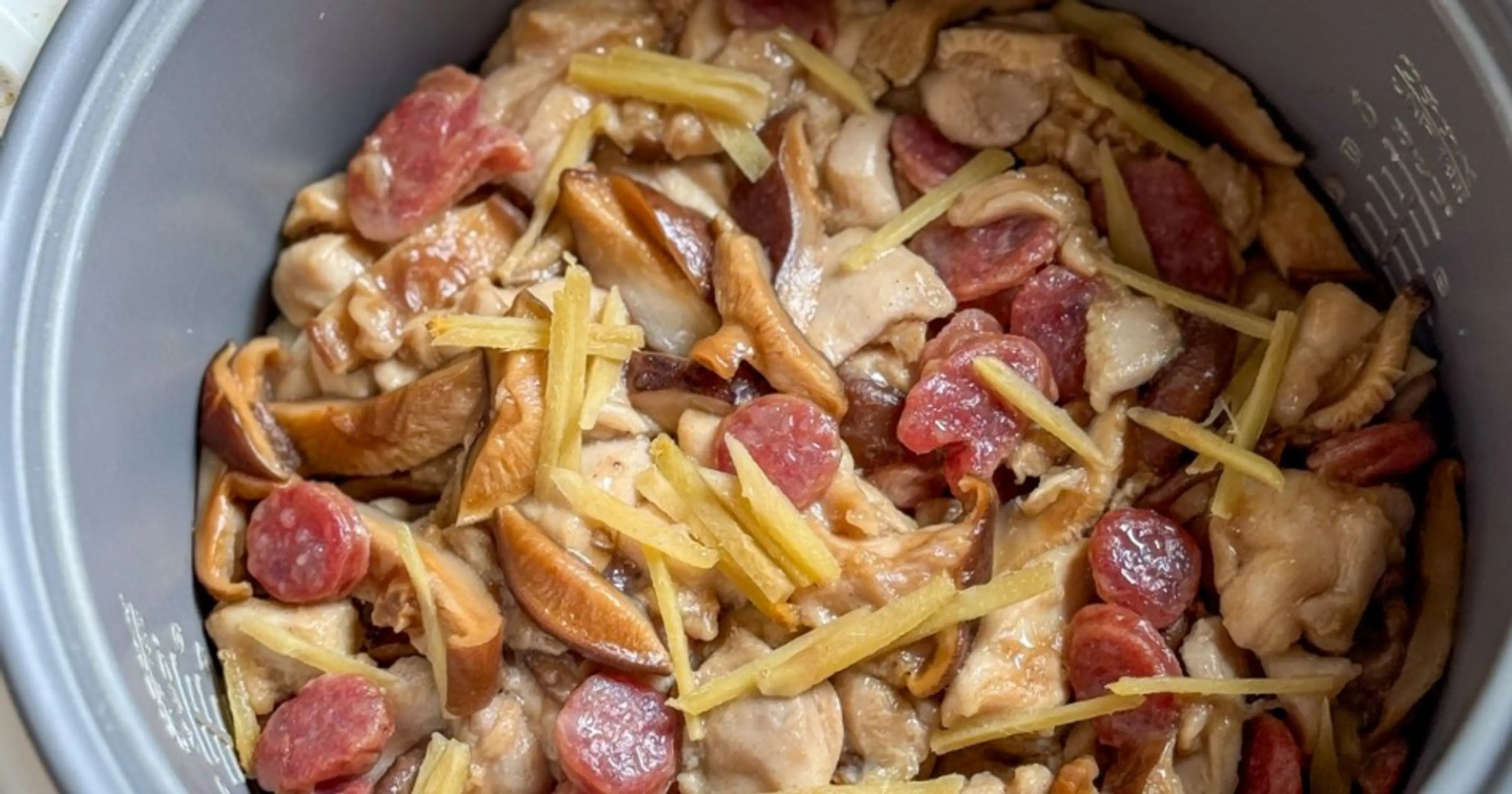 One Pot Rice Cooker Chinese Recipe- Chicken, Shiitake Mushro