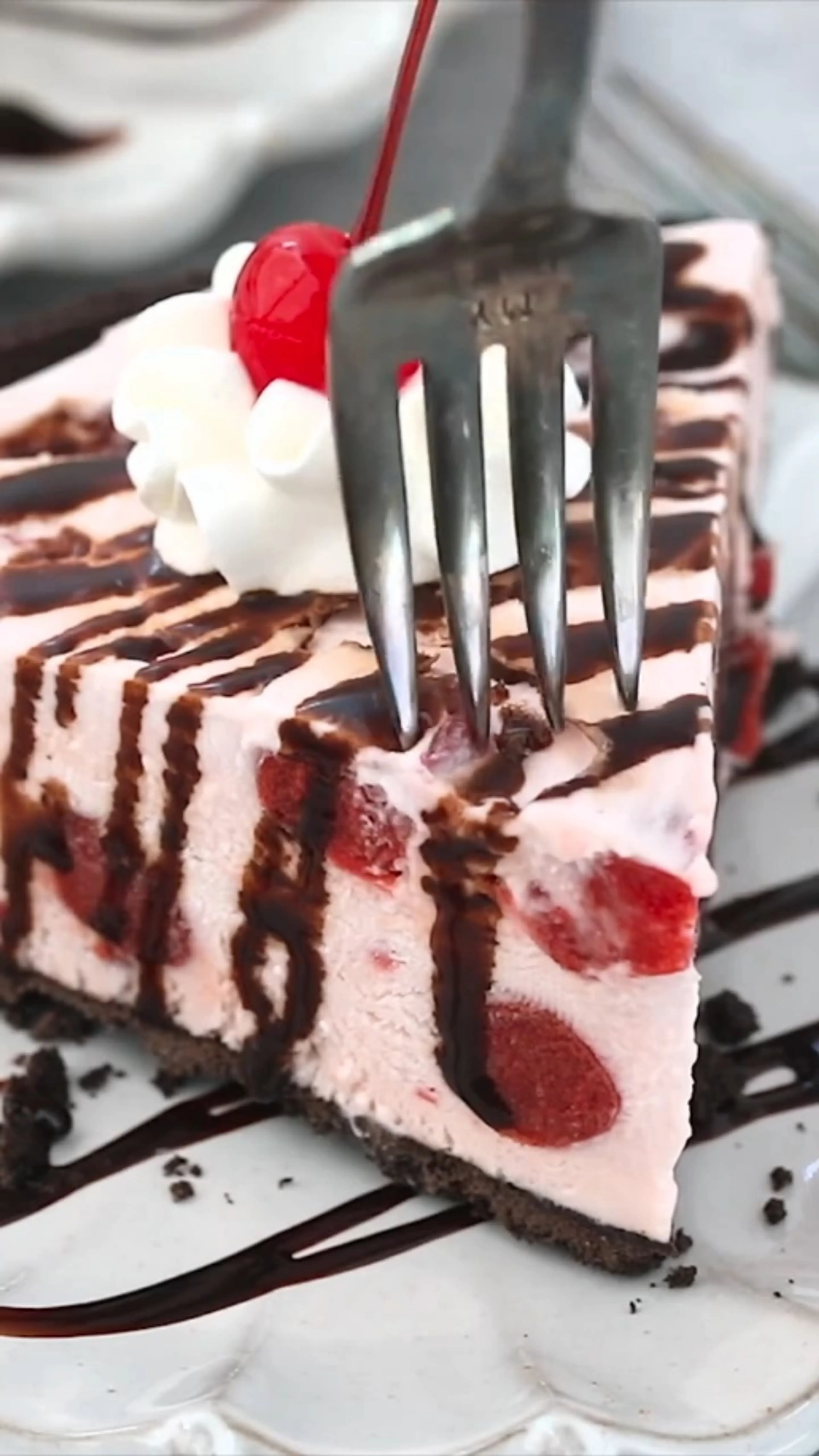 Cherry Ice Cream Pie