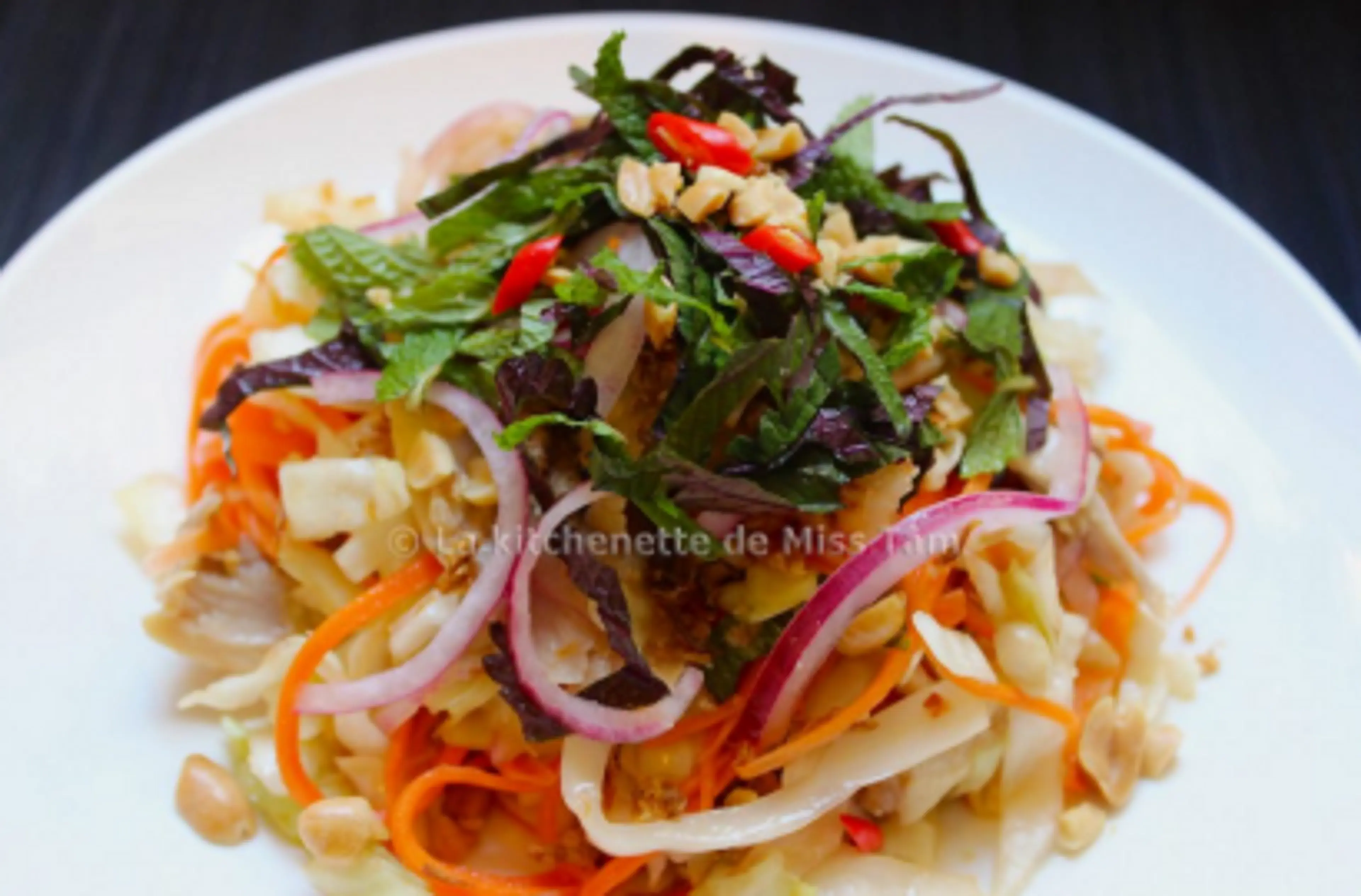 Salade de poulet au chou blanc (Gỏi gà bắp cải) - La kitchen
