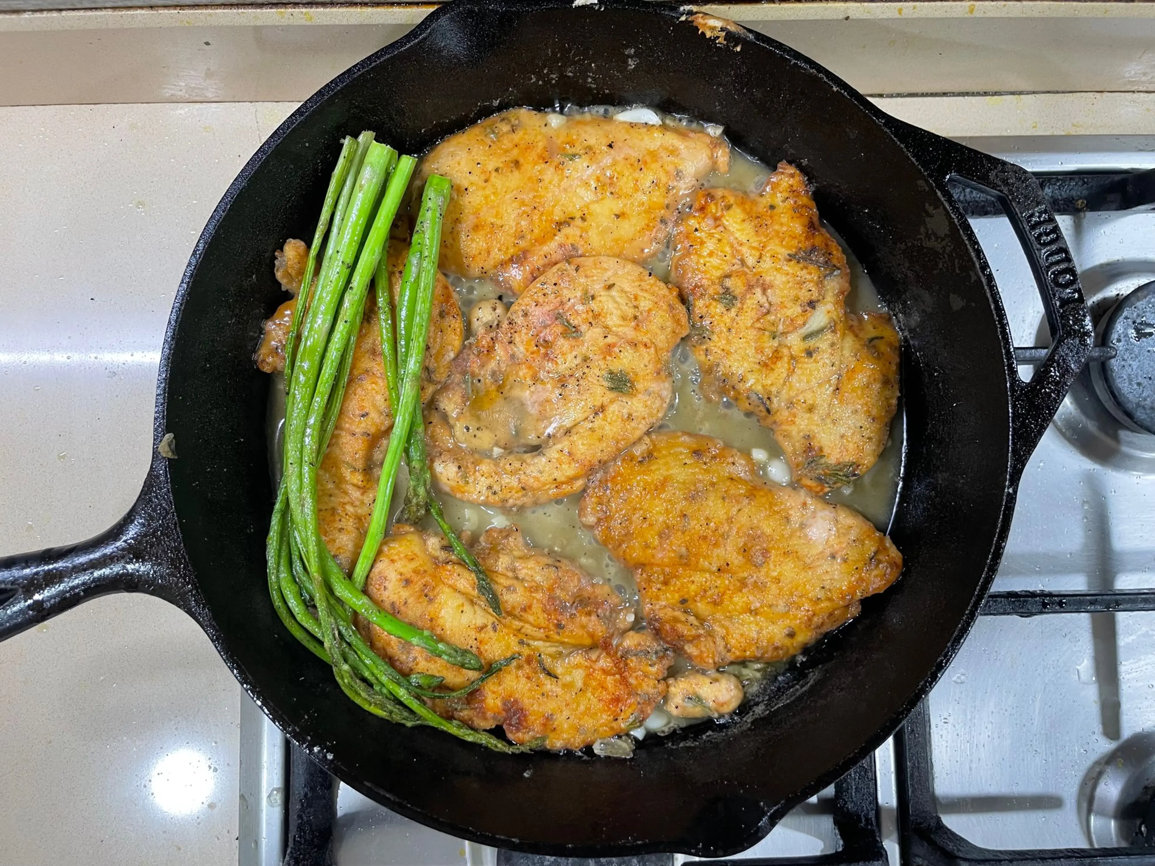 One-Pan Chicken and Asparagus Skillet Dinner