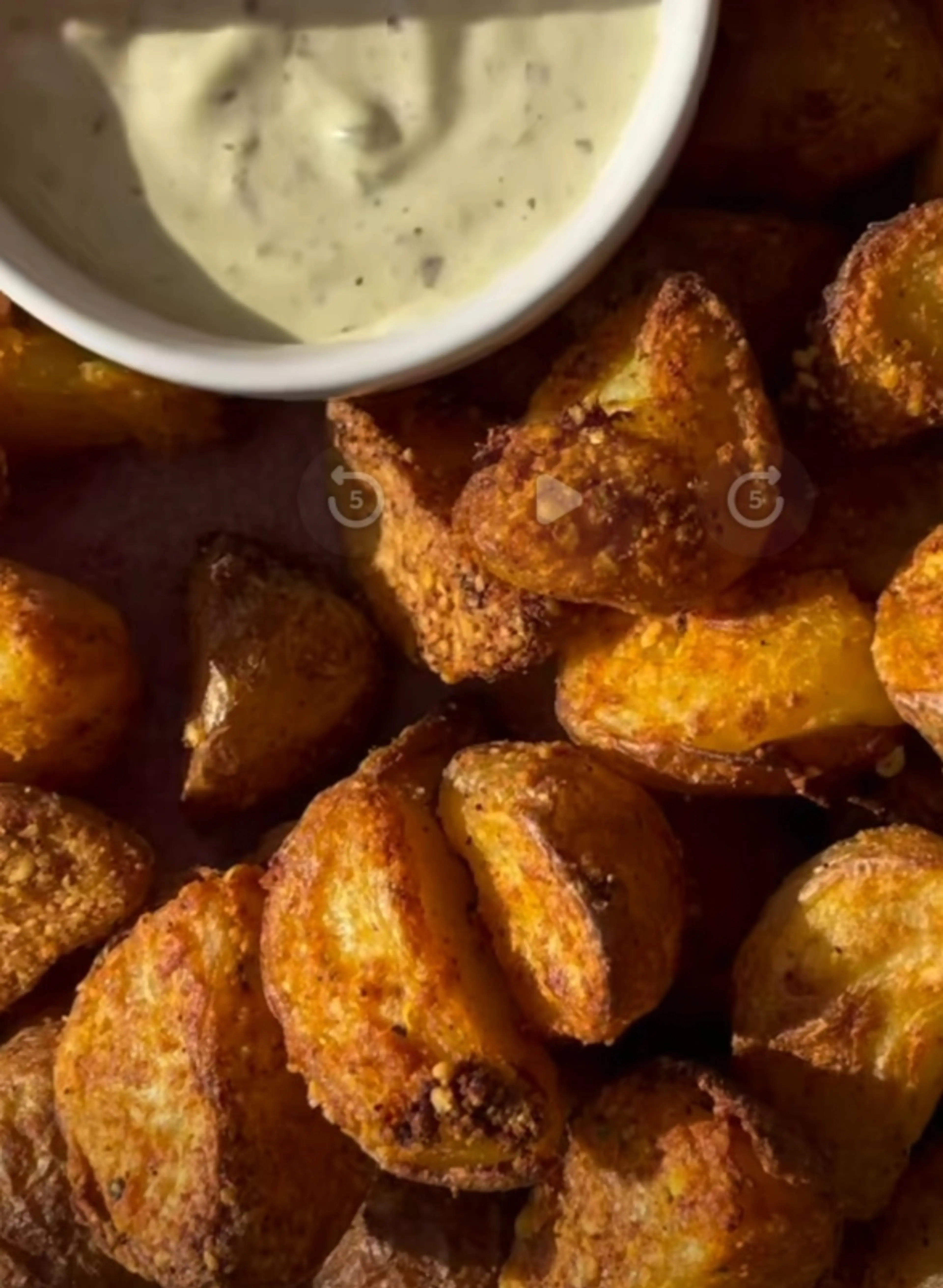 Crispy Garlic Parmesan Potatoes