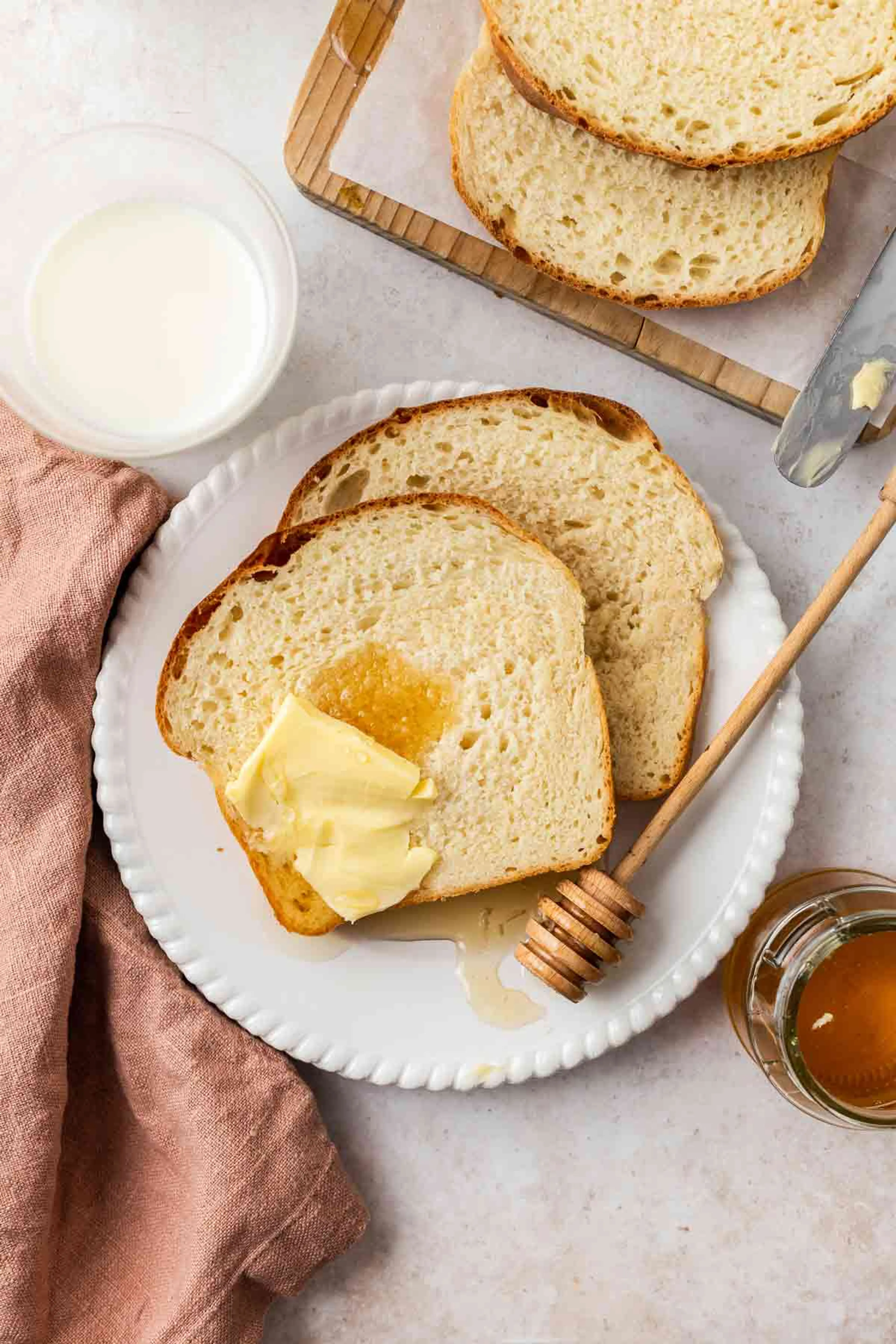 Easy Milk and Honey Bread (5 Ingredients)