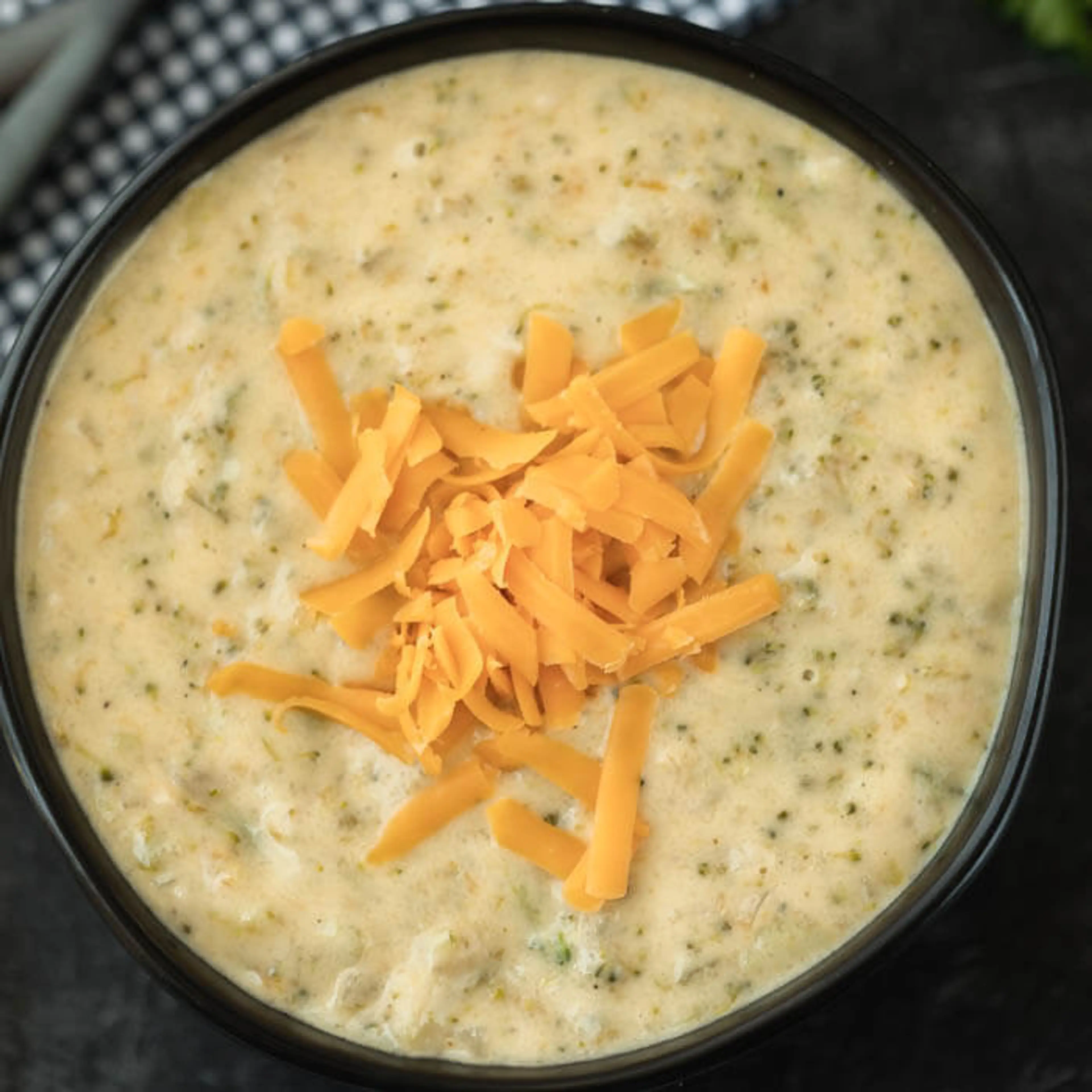 Crockpot Broccoli Cheese Soup