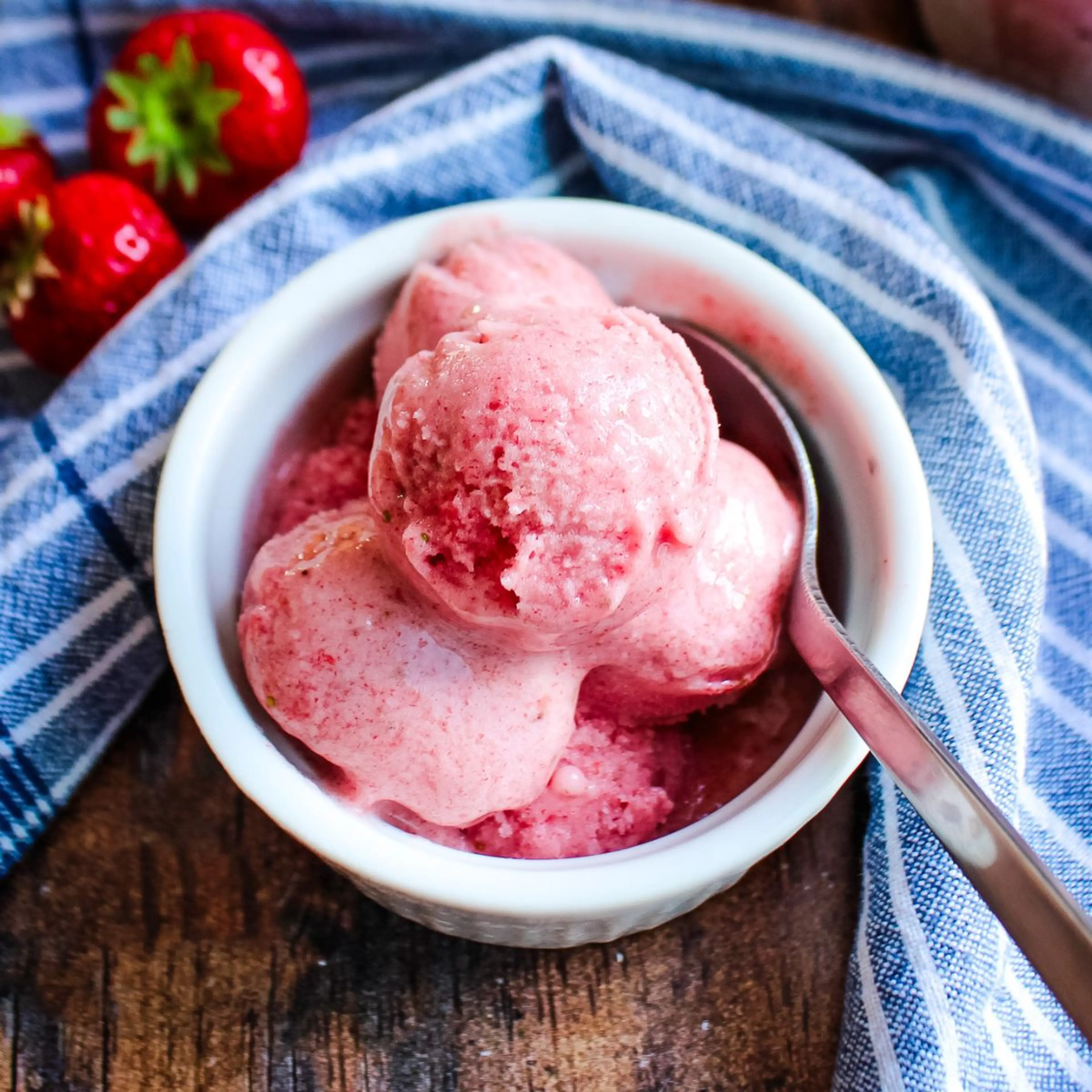 Strawberry and Banana Ice Cream (No Machine!)